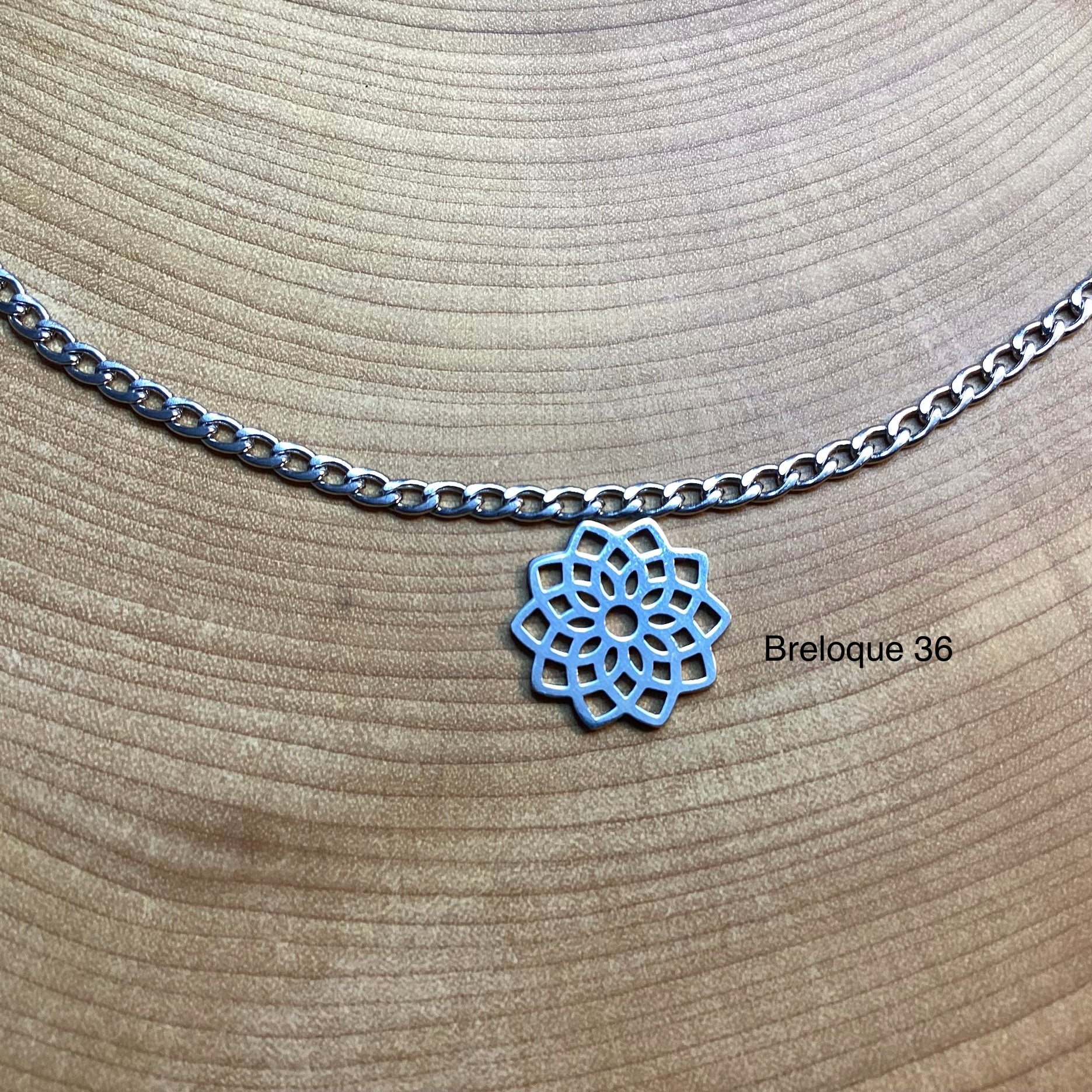 Bracelet en inox avec breloques au choix
