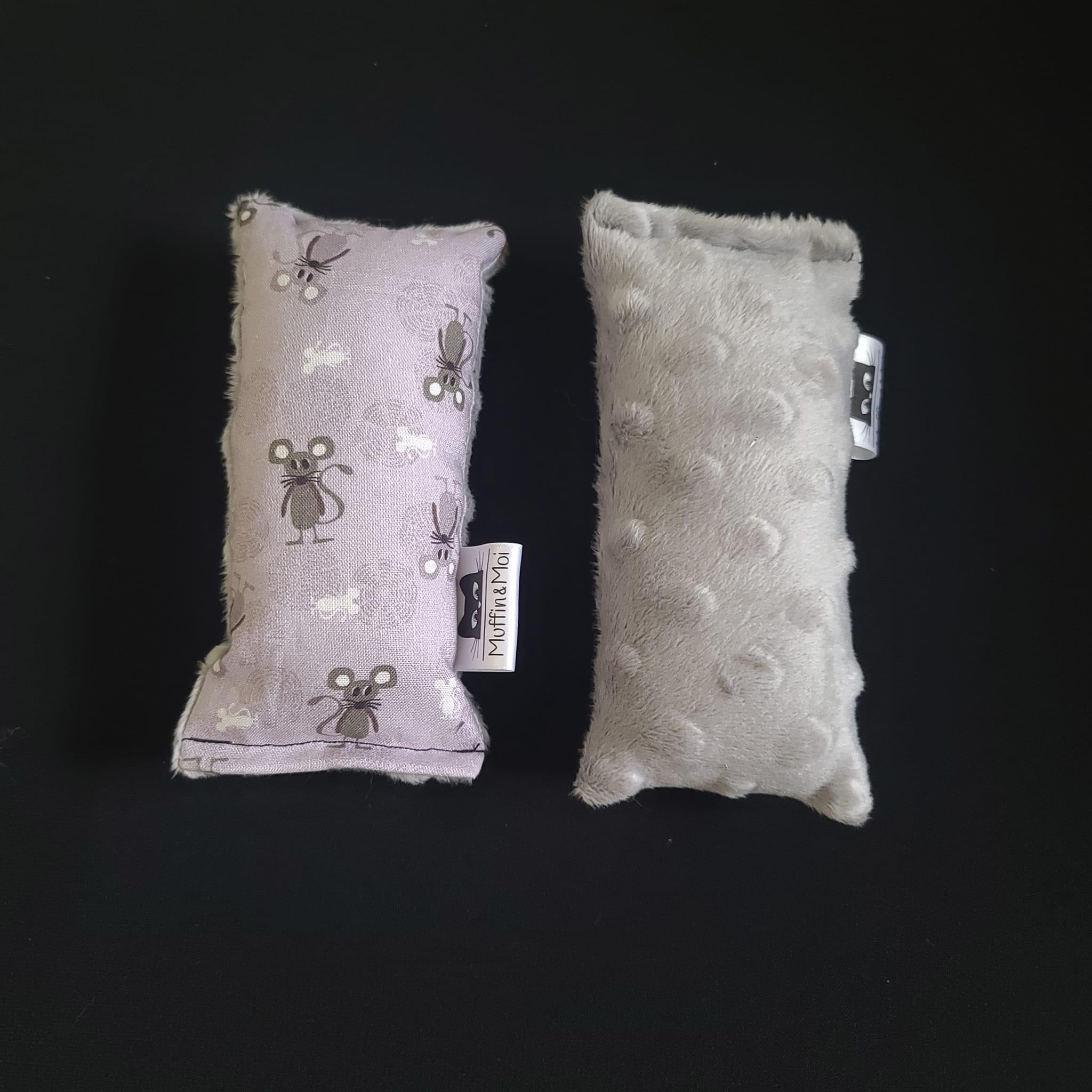Small mouse cat toy