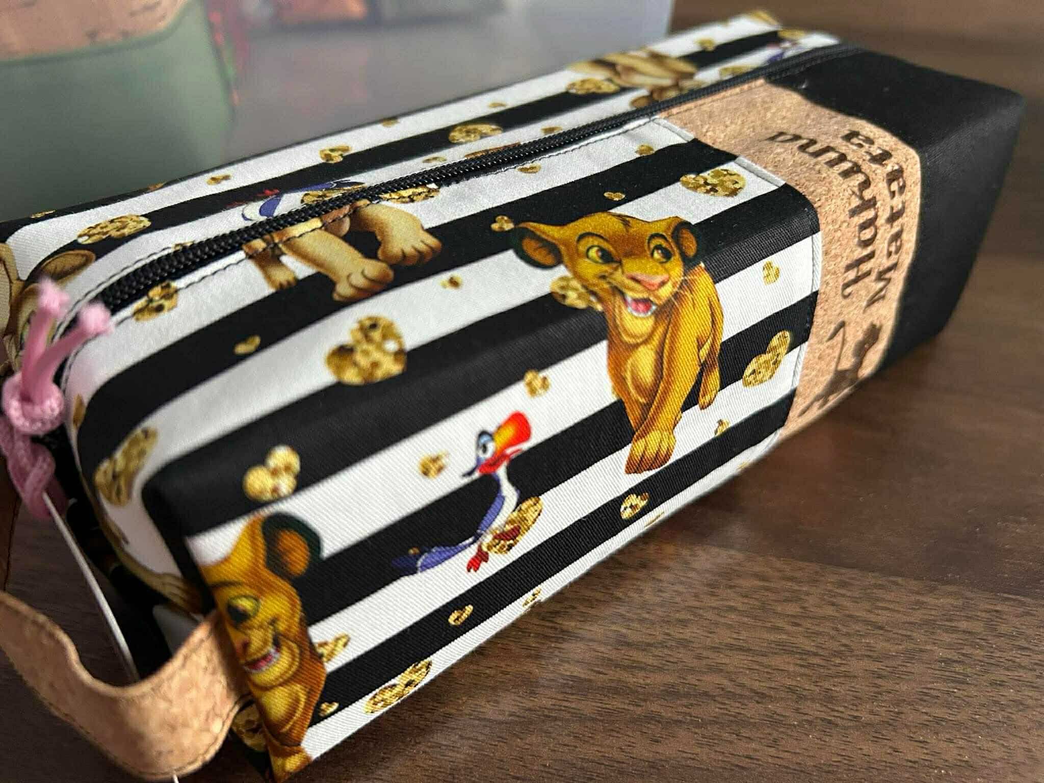 Trousse bébé lion et amis (Hakuna matata)