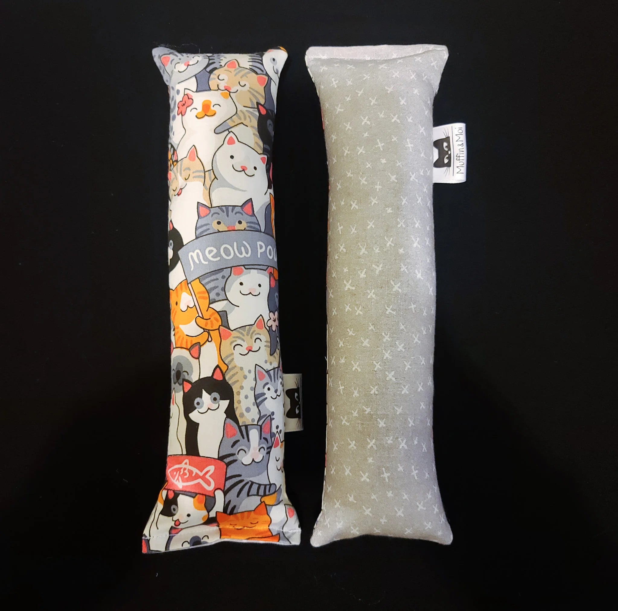 Large cat toy - The manifest-chat-ion