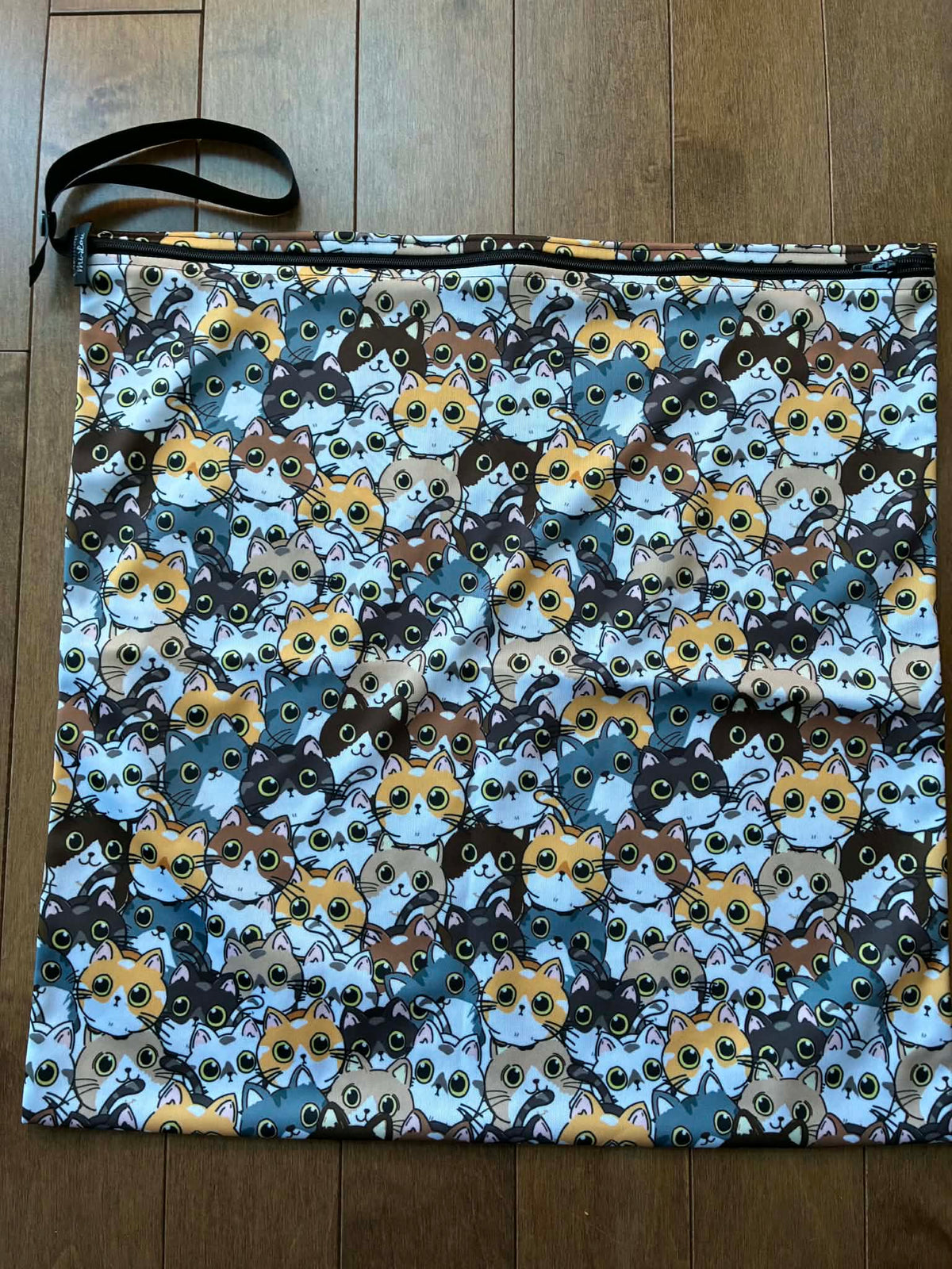 Gros Wetbag chats