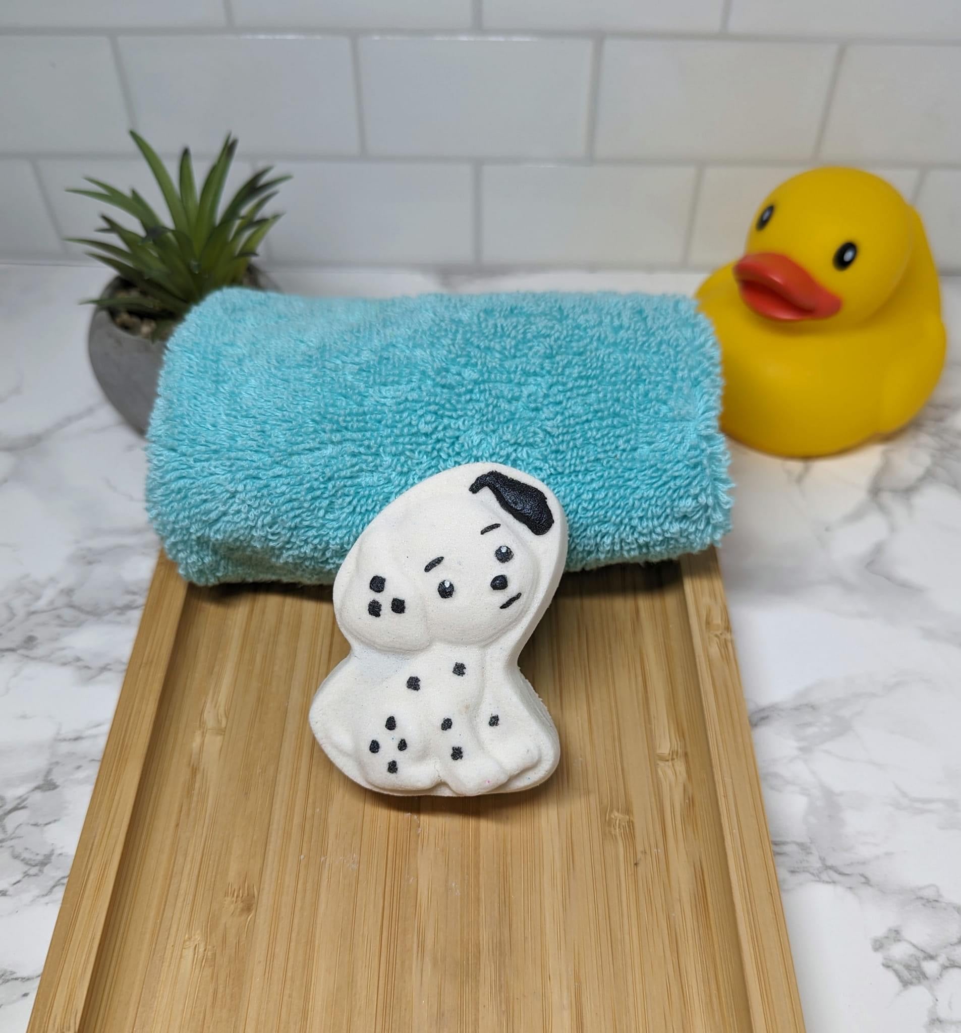 dalmatian dog bath bomb