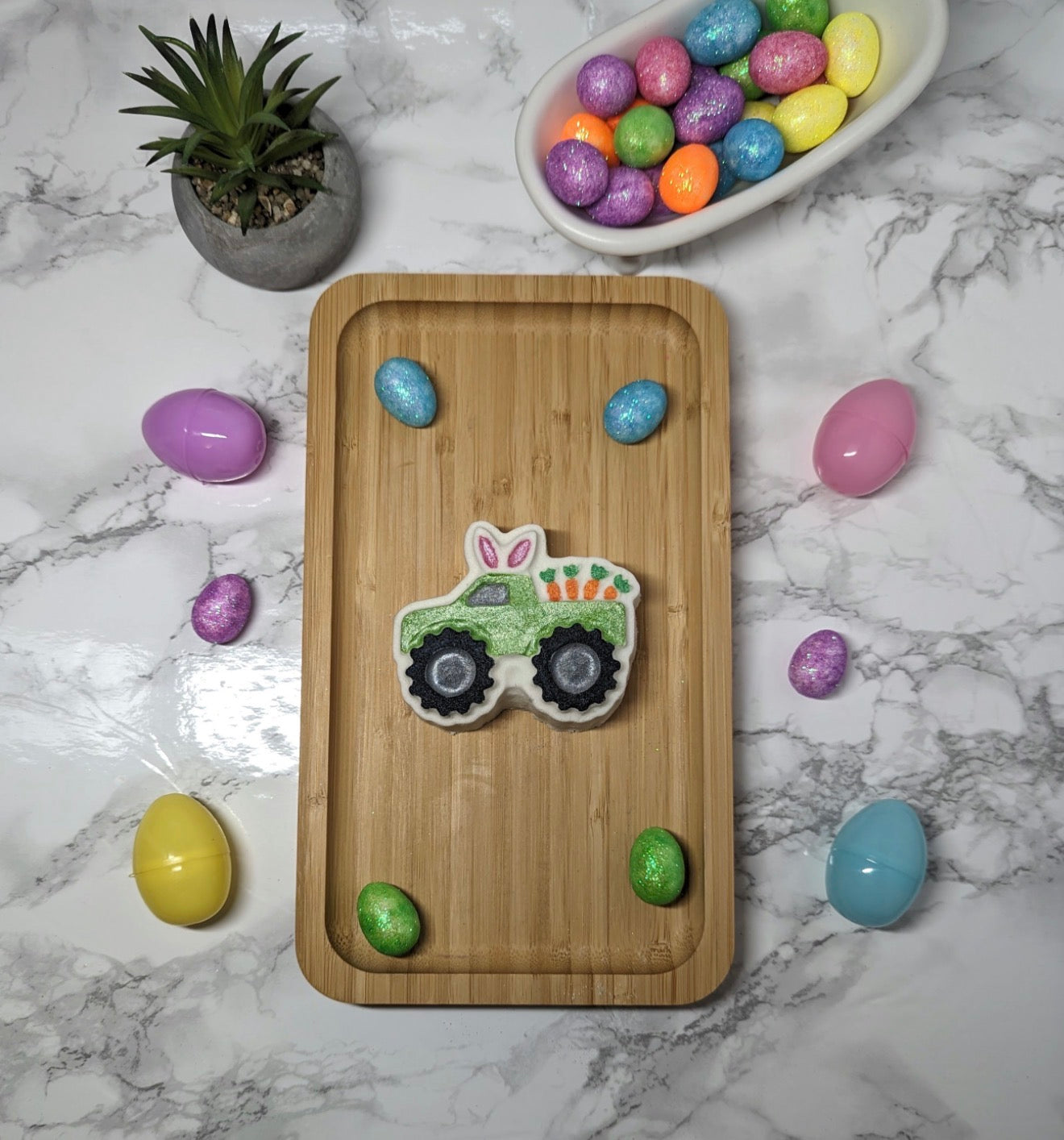 Bombe camion PRÉCOMMANDE