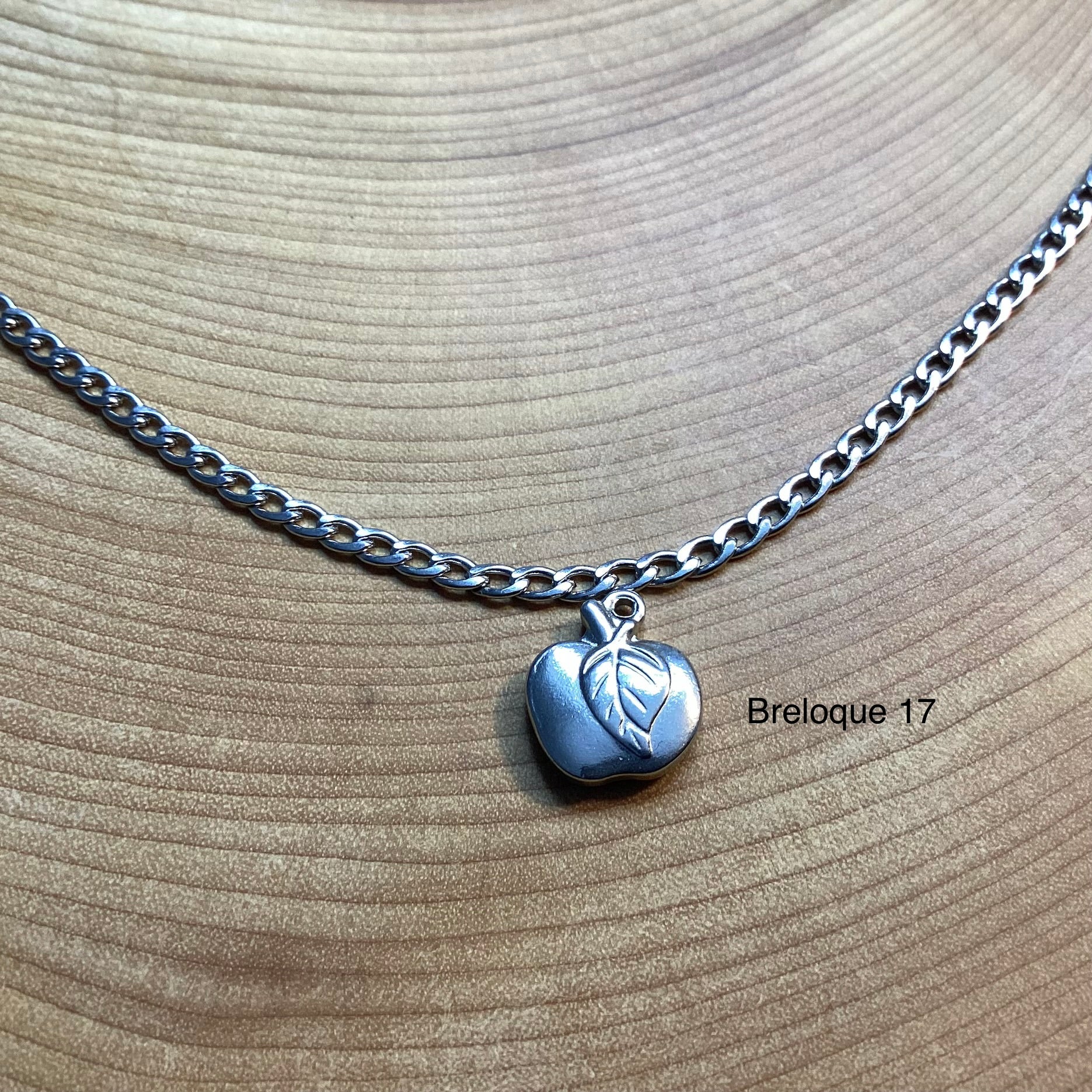 Bracelet en inox avec breloques au choix