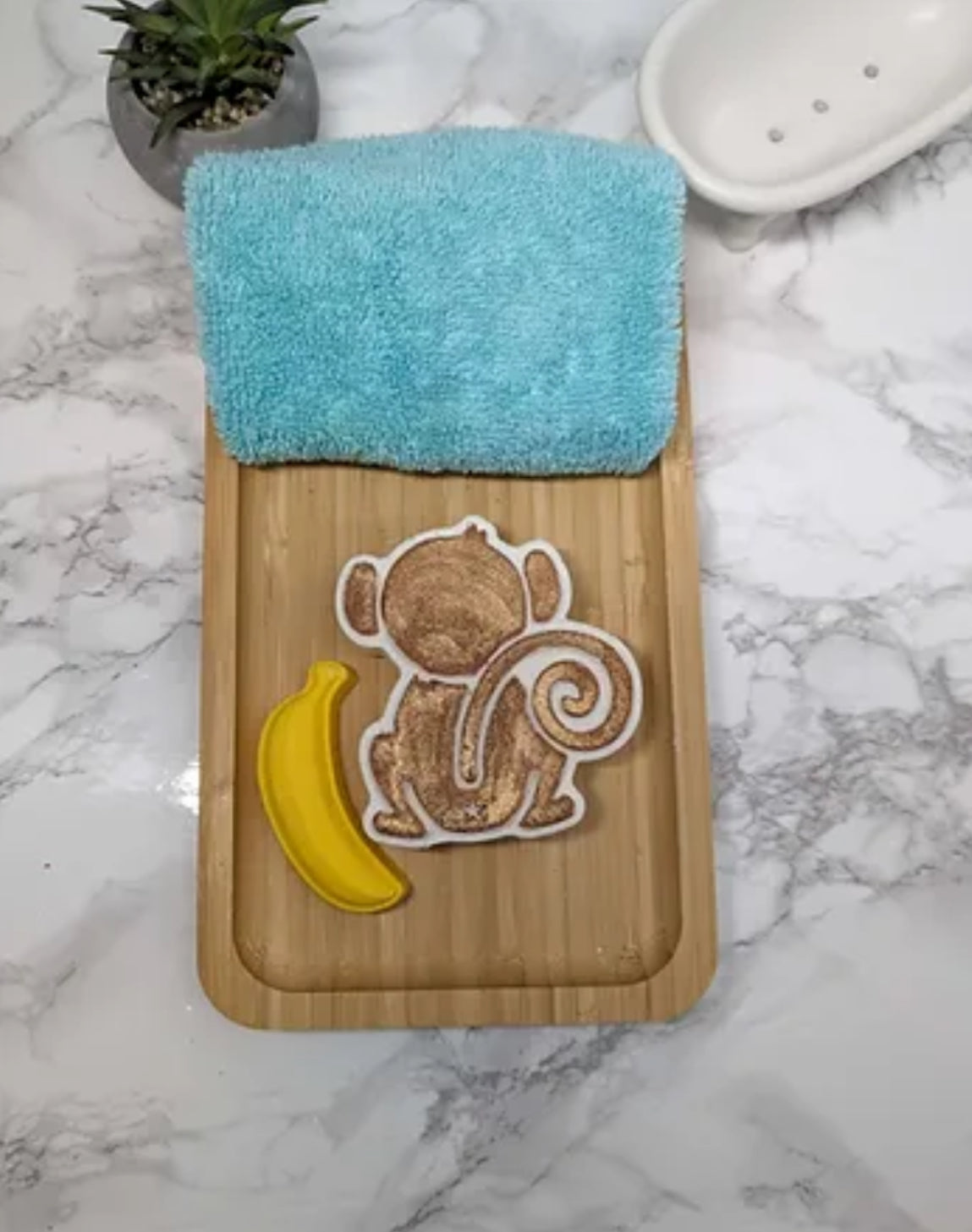 Monkey bath bomb with banana (2 bombs)