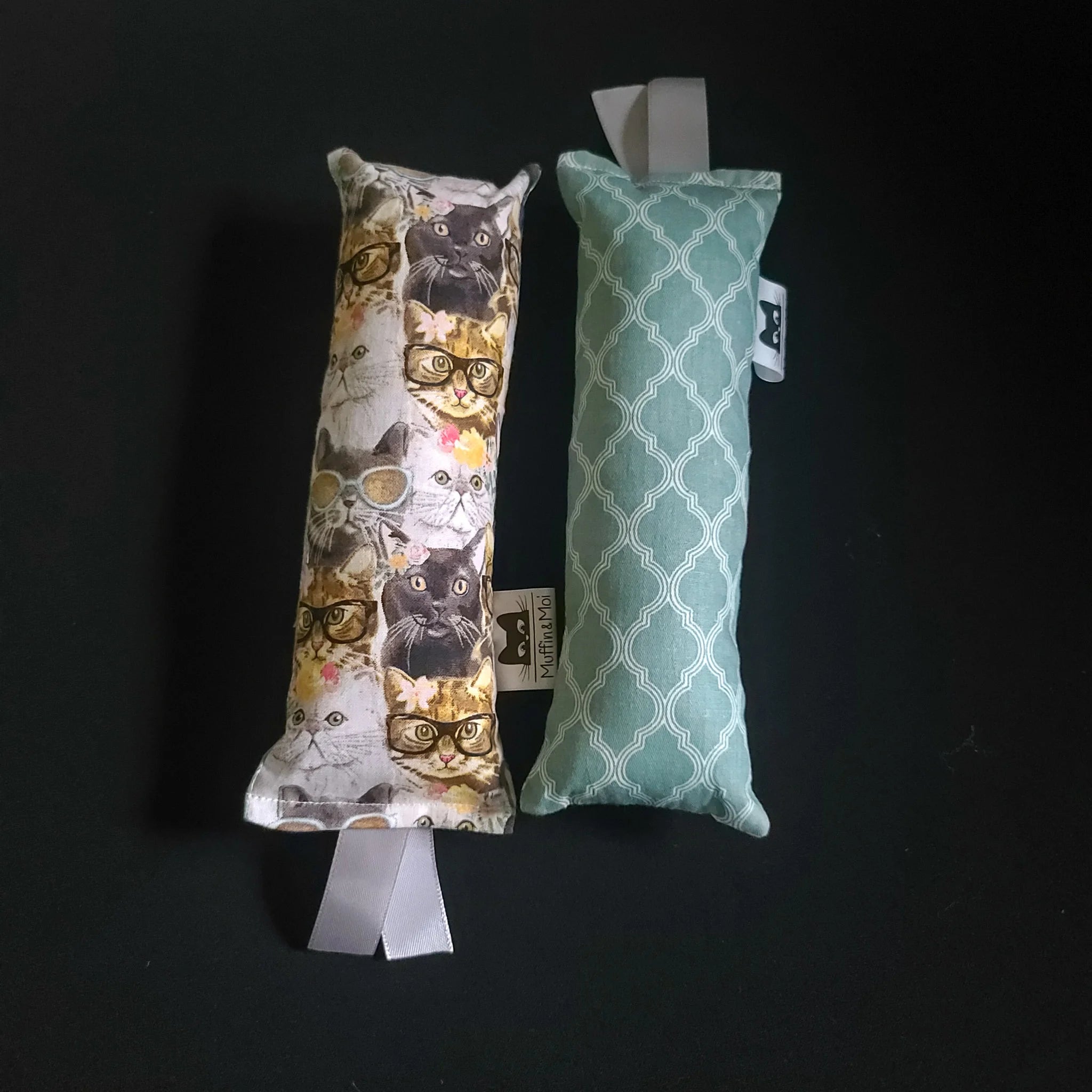 Medium cat toy - cats glasses