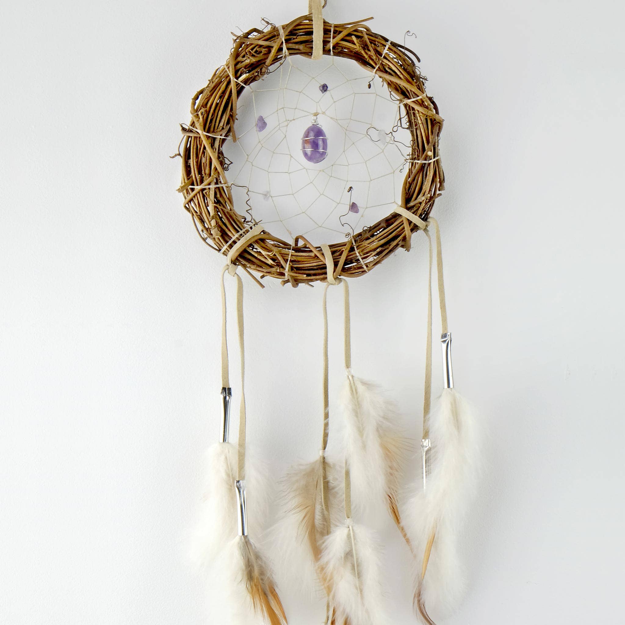 Attrape-rêves en forme de brindille de 6 pouces avec pierres en améthyste