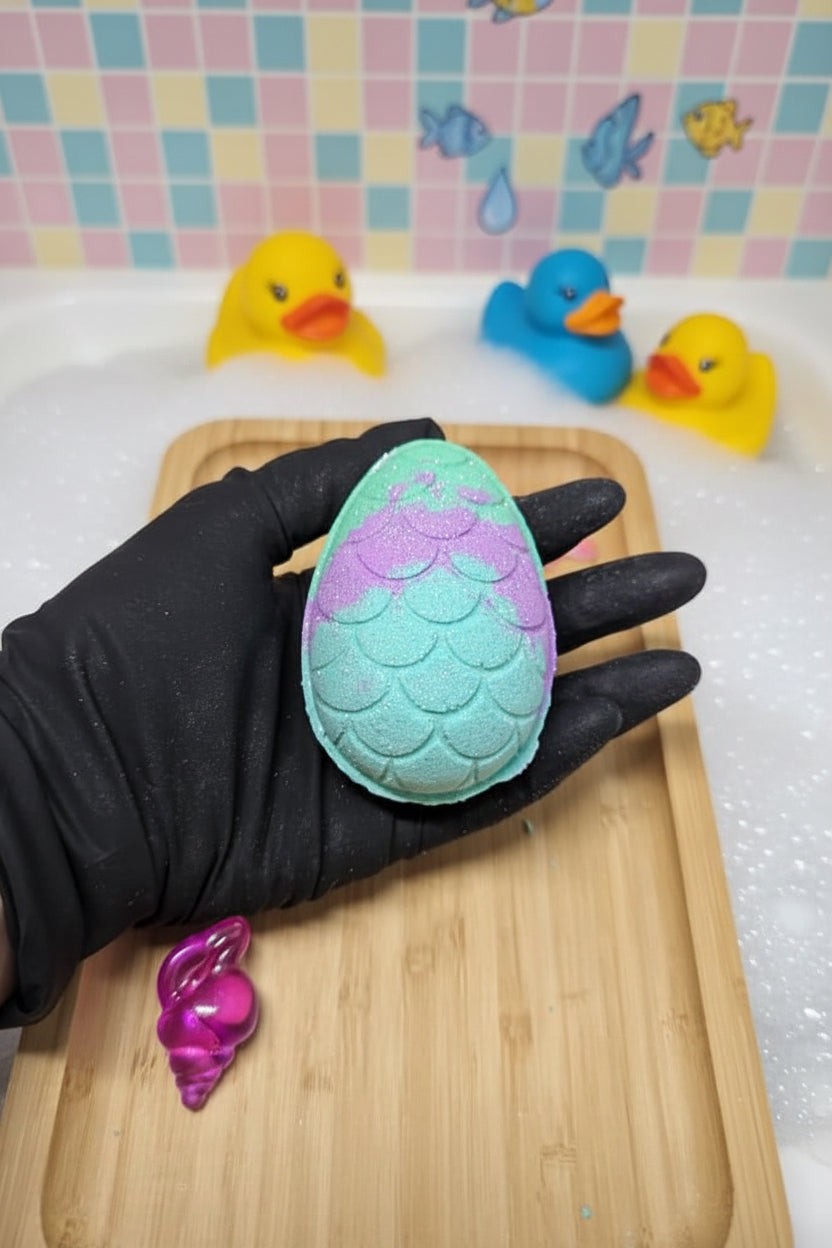 Bombe de bain œuf de sirène avec surprise