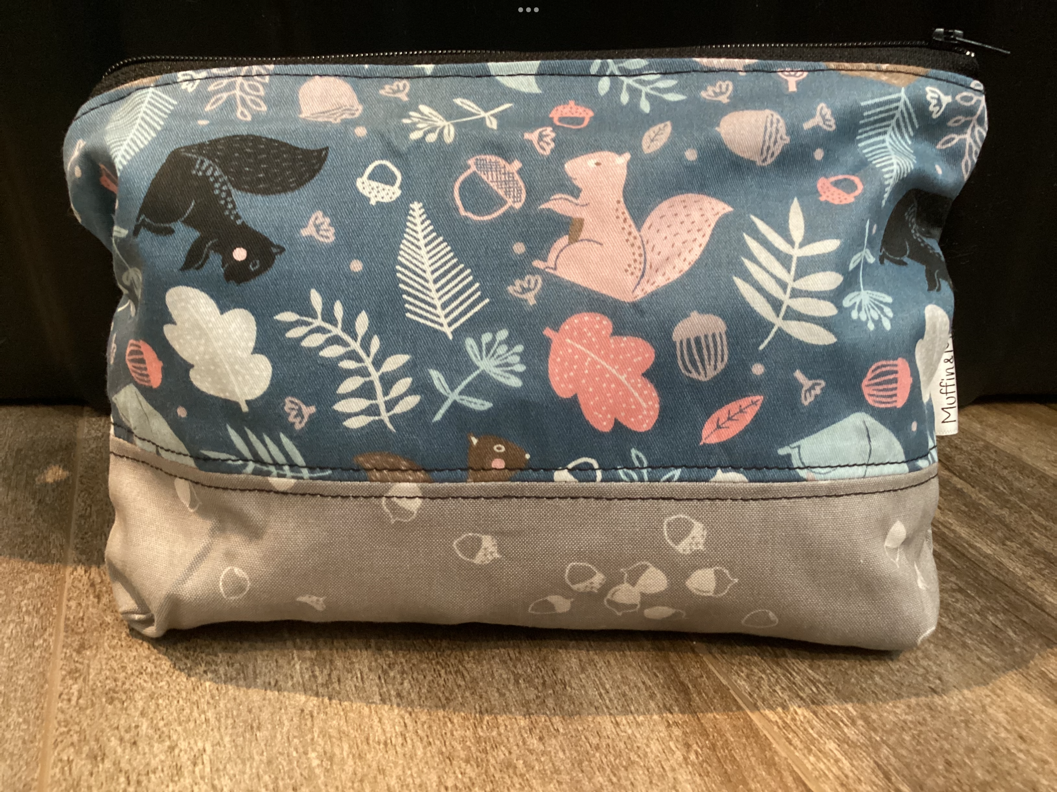 Natural squirrel pouch