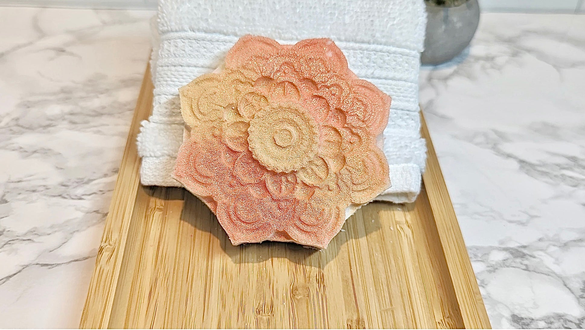 Bombe de bain mandala