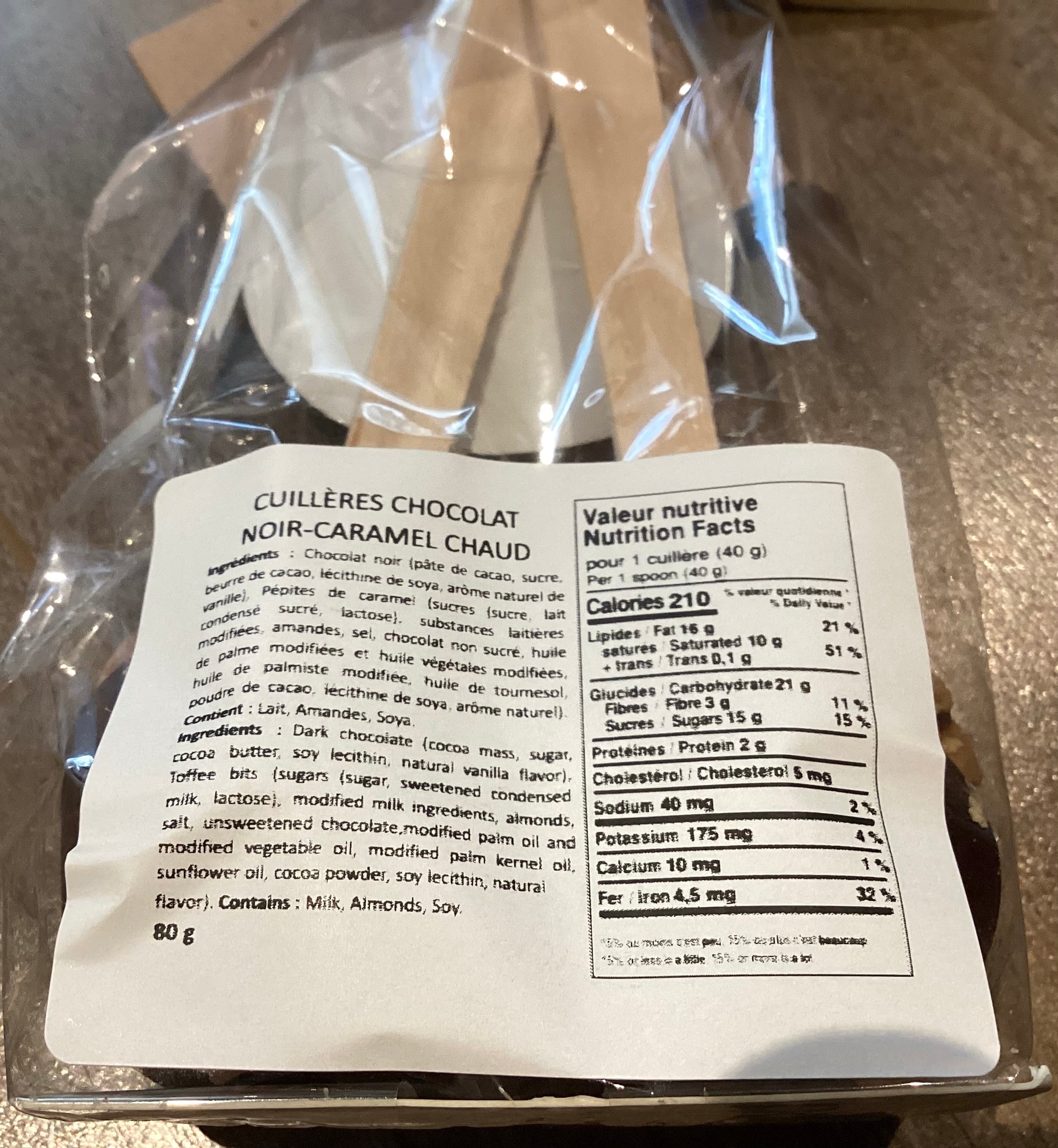 Cuillères de chocolat chaud