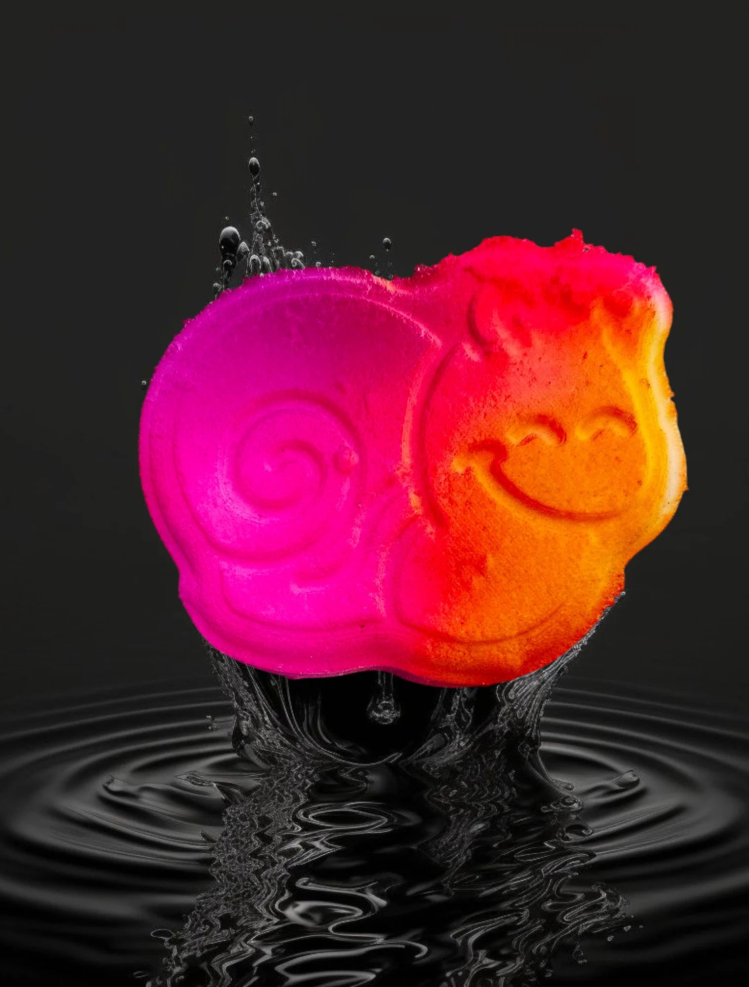 Bombe tranquille avec insertions de couleur