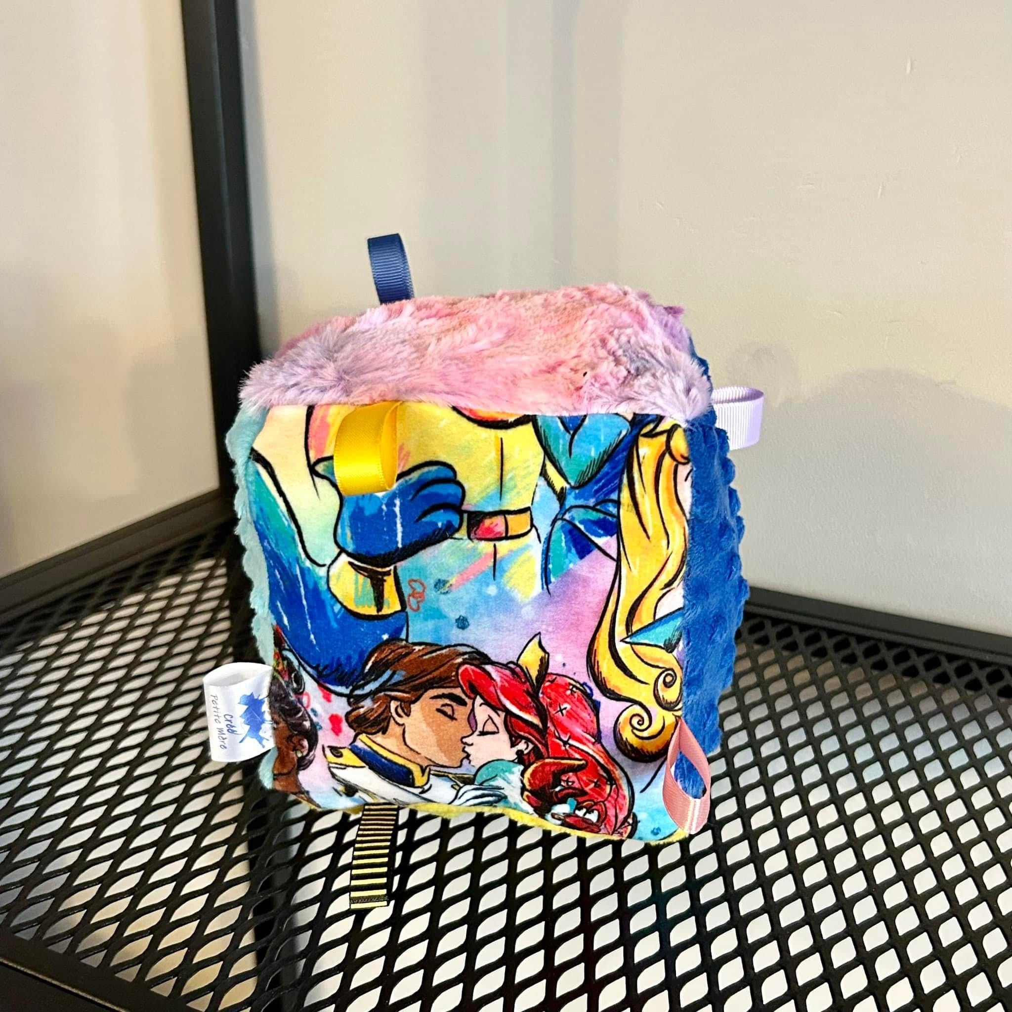 Princes and princesses awakening cube