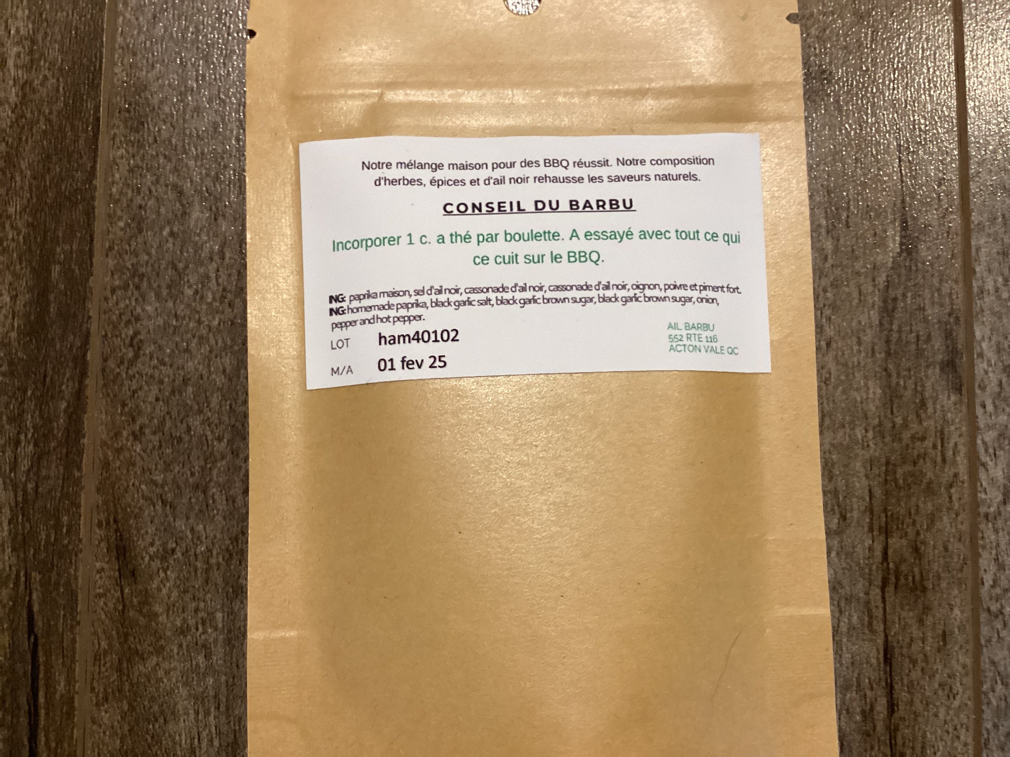 Homemade blend enhanced with black garlic for
HAMBURGOIS