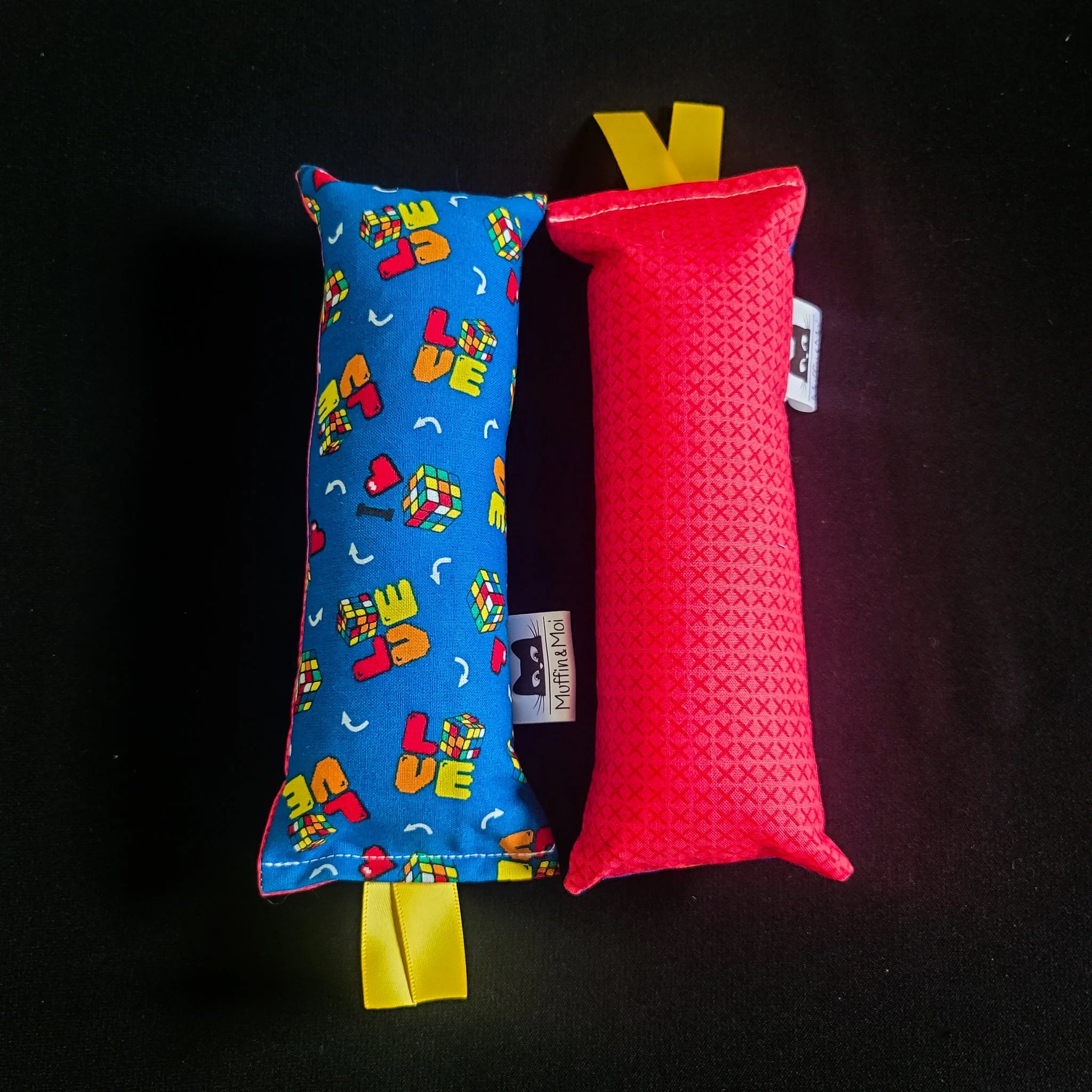 Medium cat toy love, rubik's cube