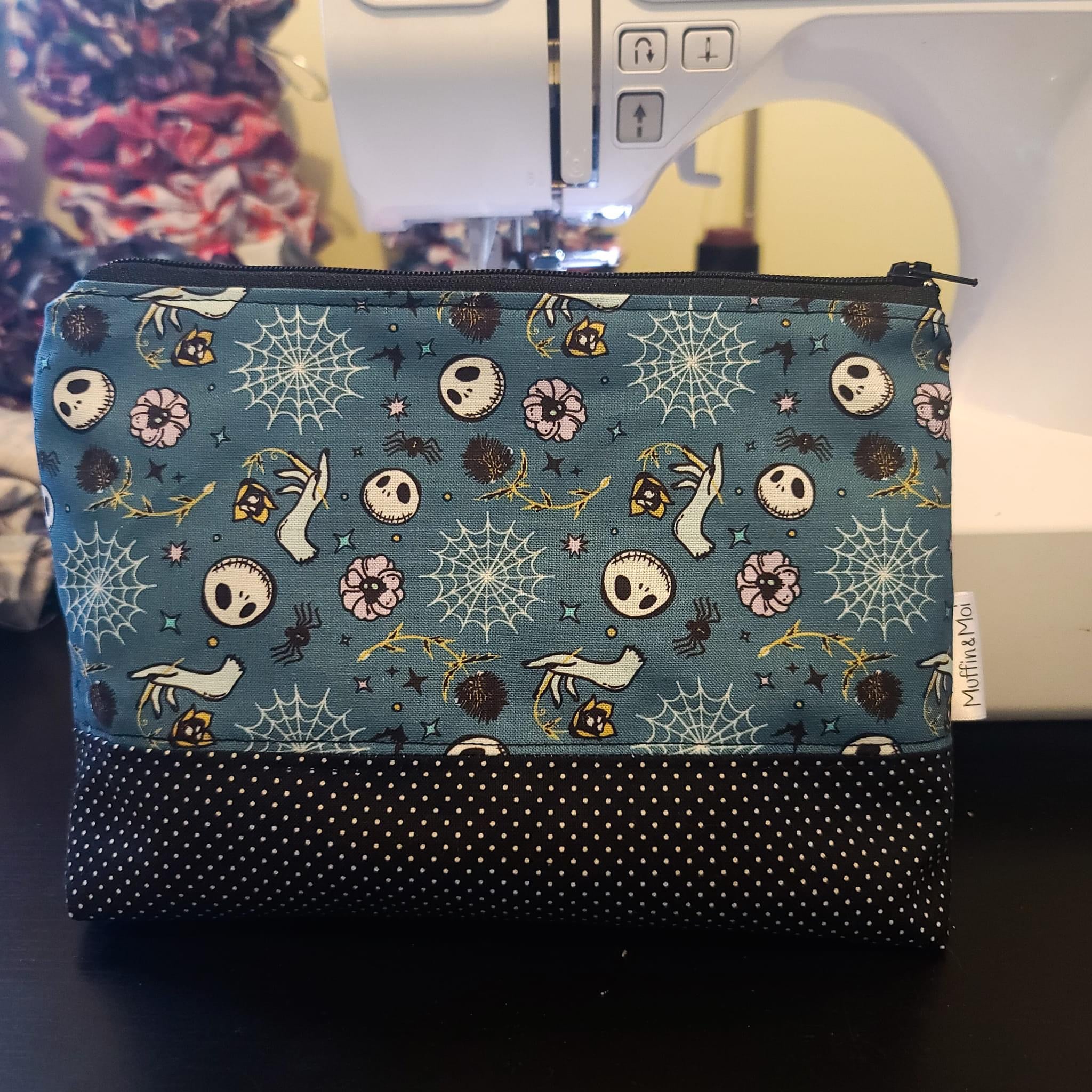 Jack pouch blue and black background