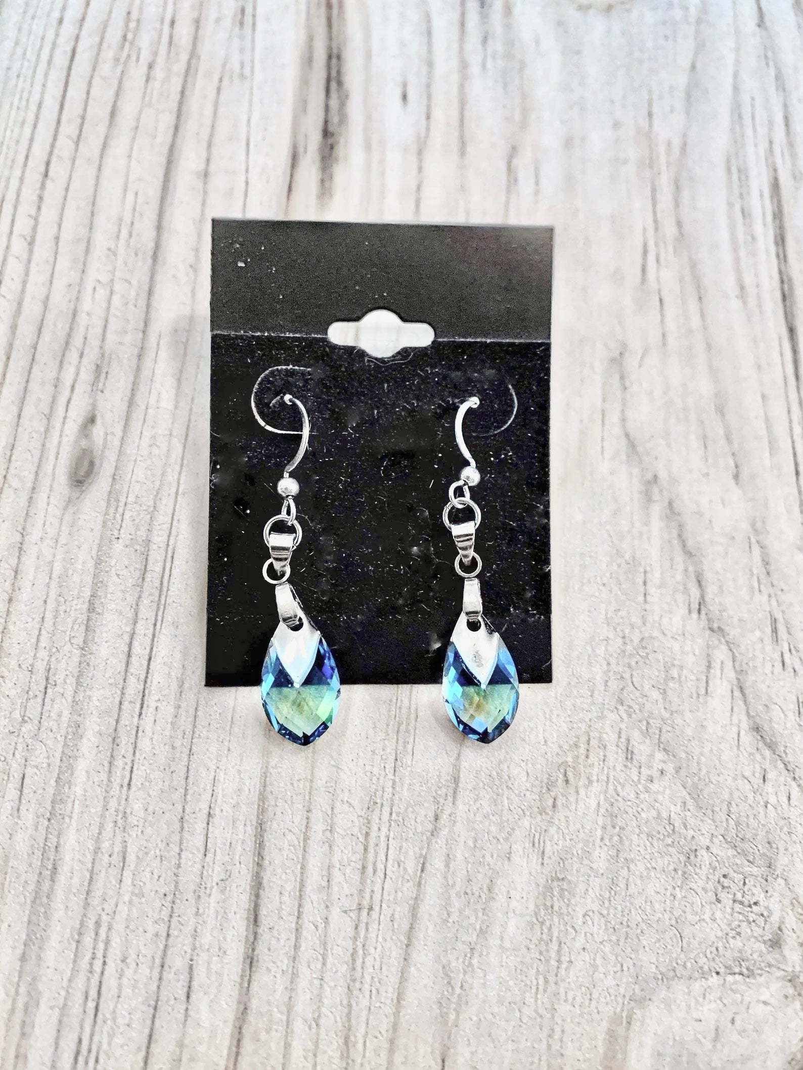 Earrings with blue Swarovski