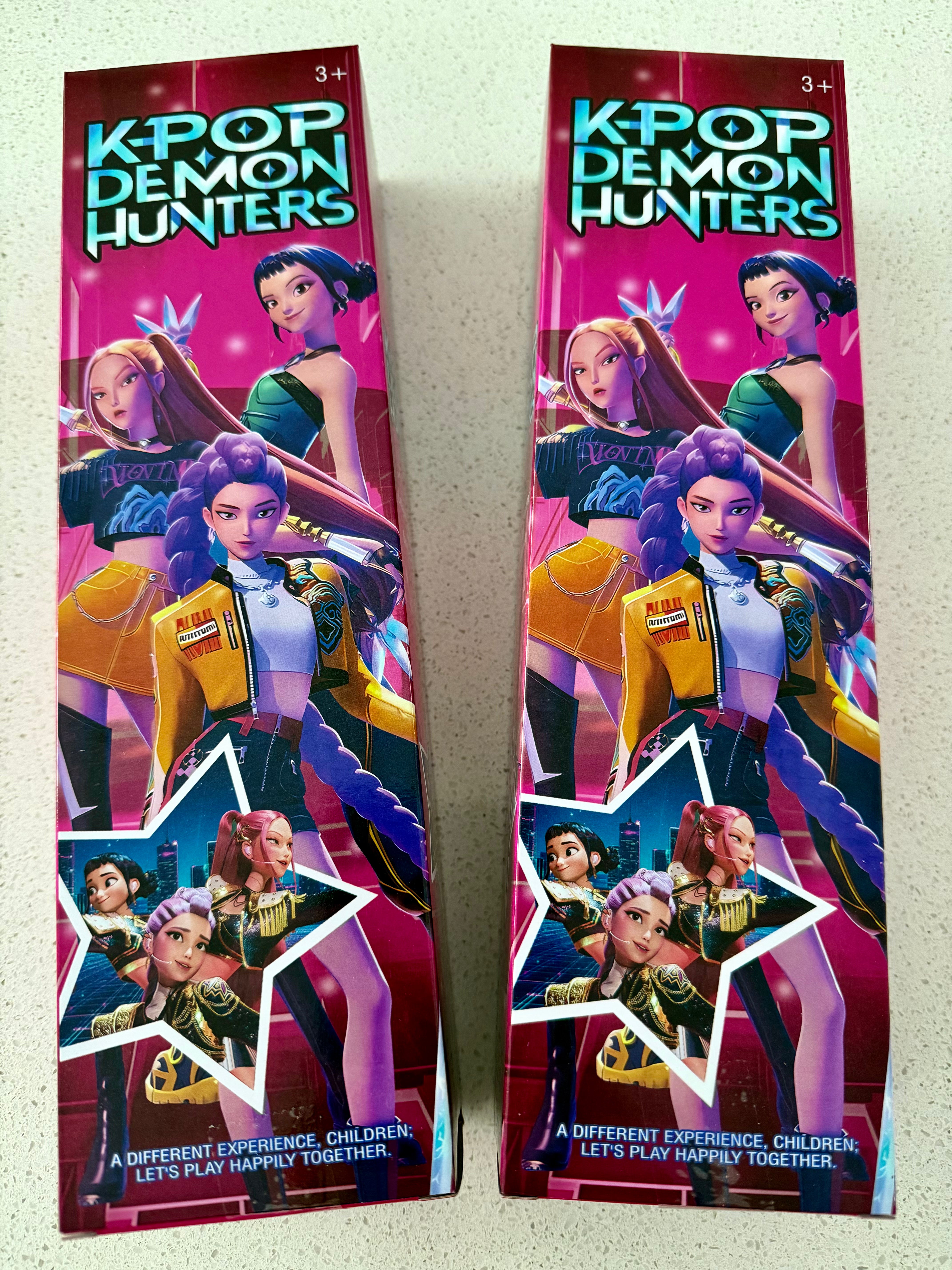 Poupée style Barbie musicale aléatoire