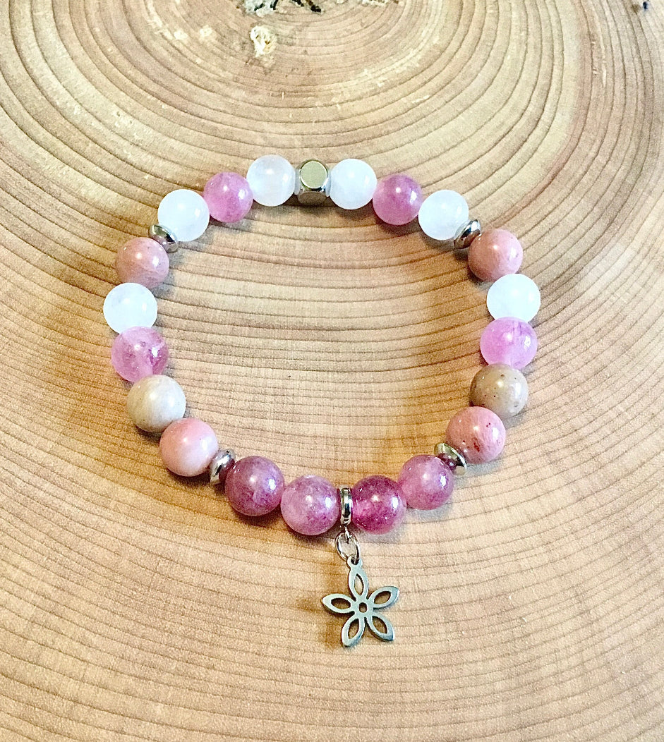 Bracelet made of real stones and stainless steel