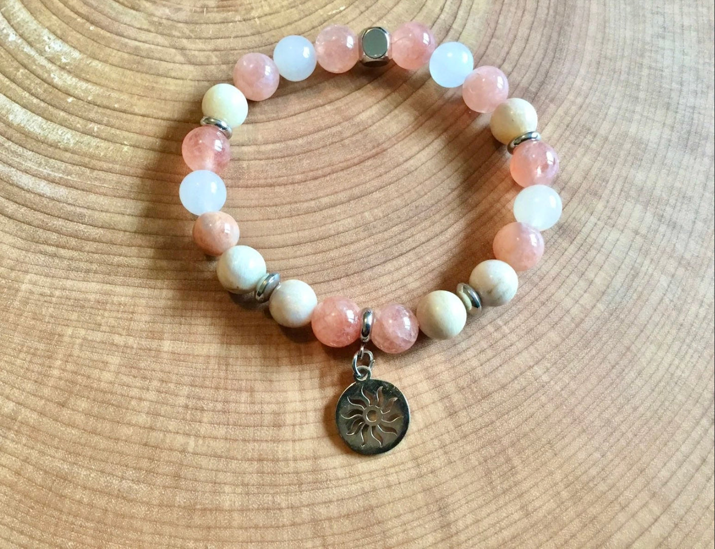 Bracelet made of real stones and stainless steel