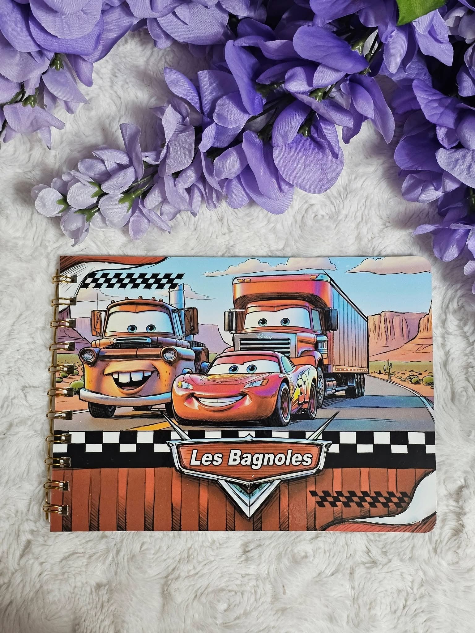 Livre de dessin autos