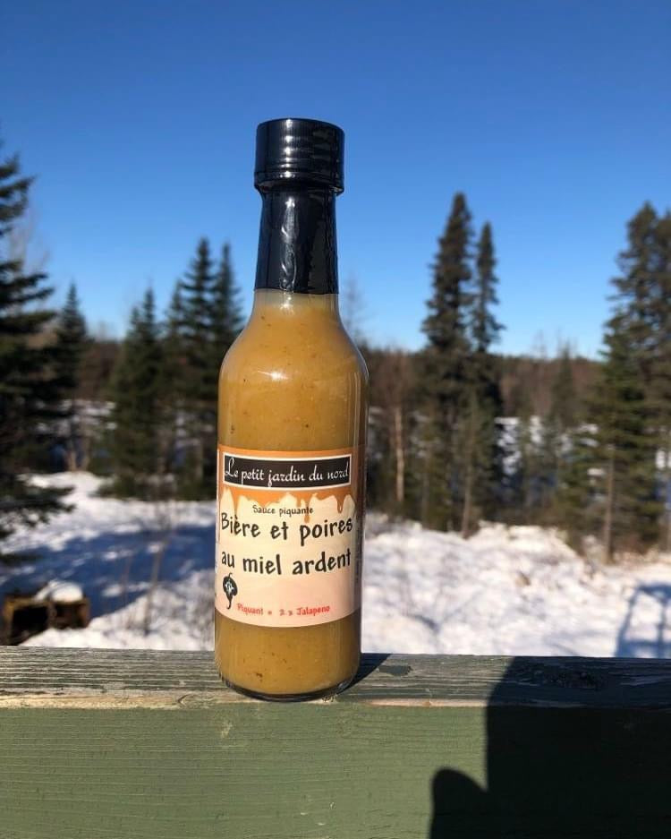 Beer and pear sauce with fiery honey