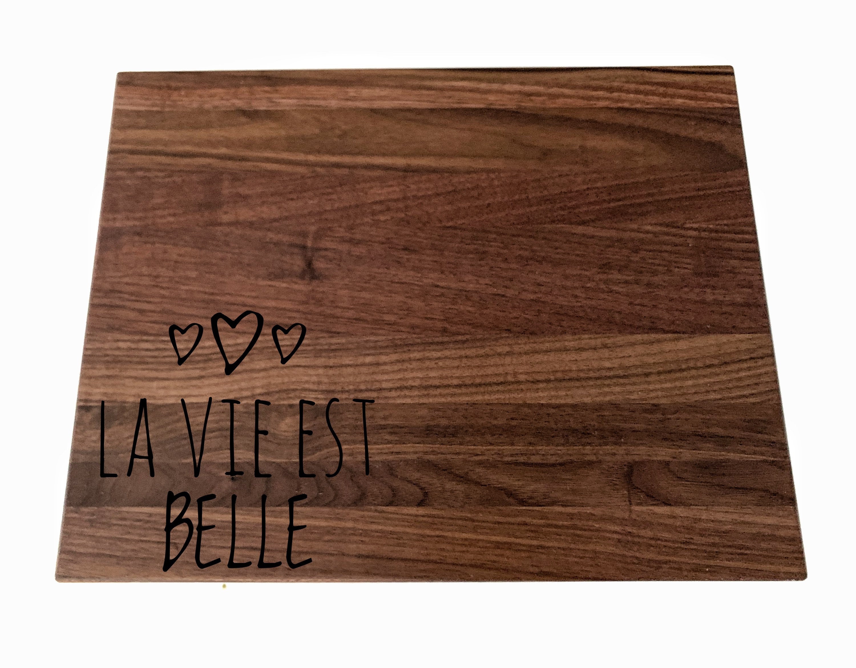 Planche en noyer personnalisée