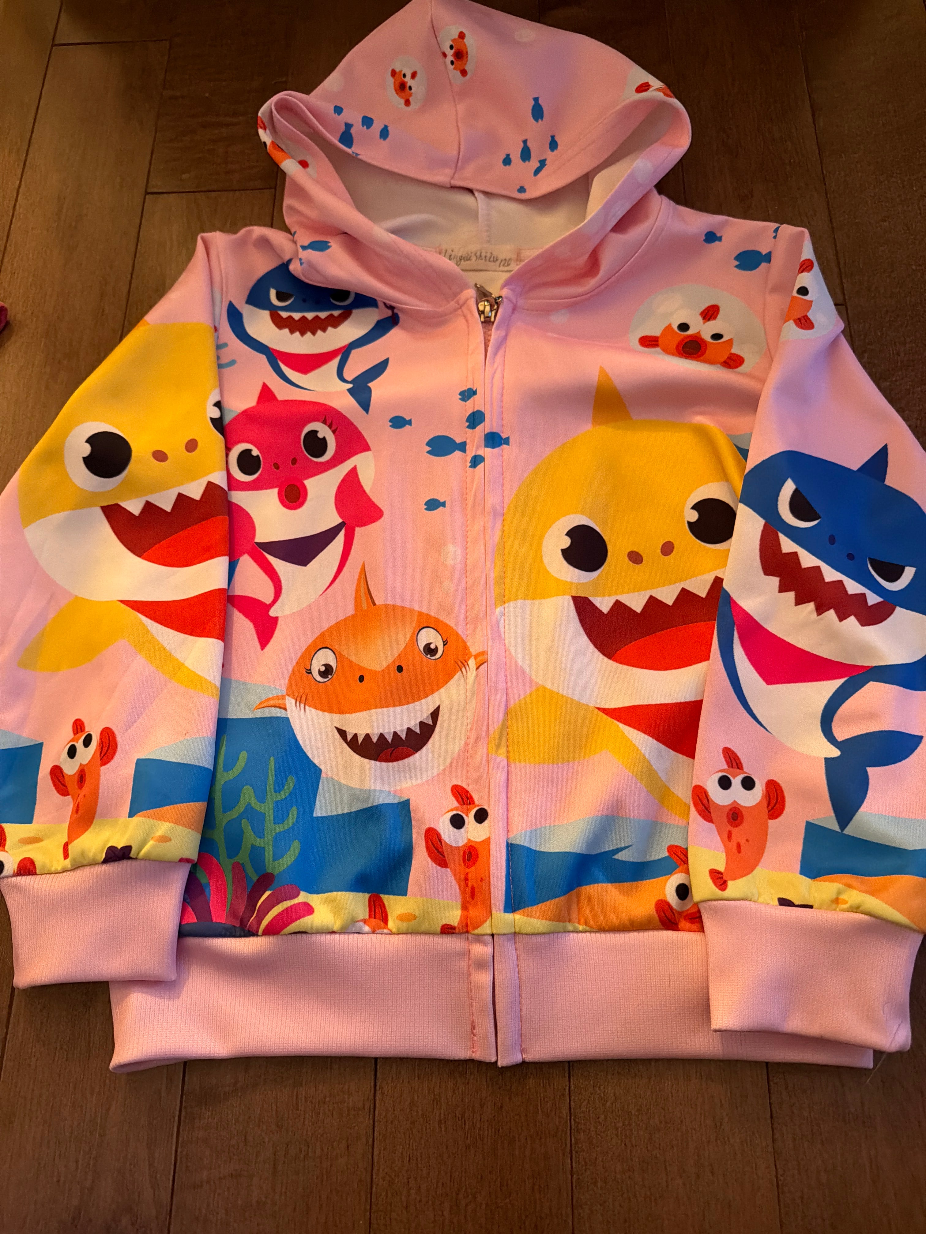 Veste requins 6 ans