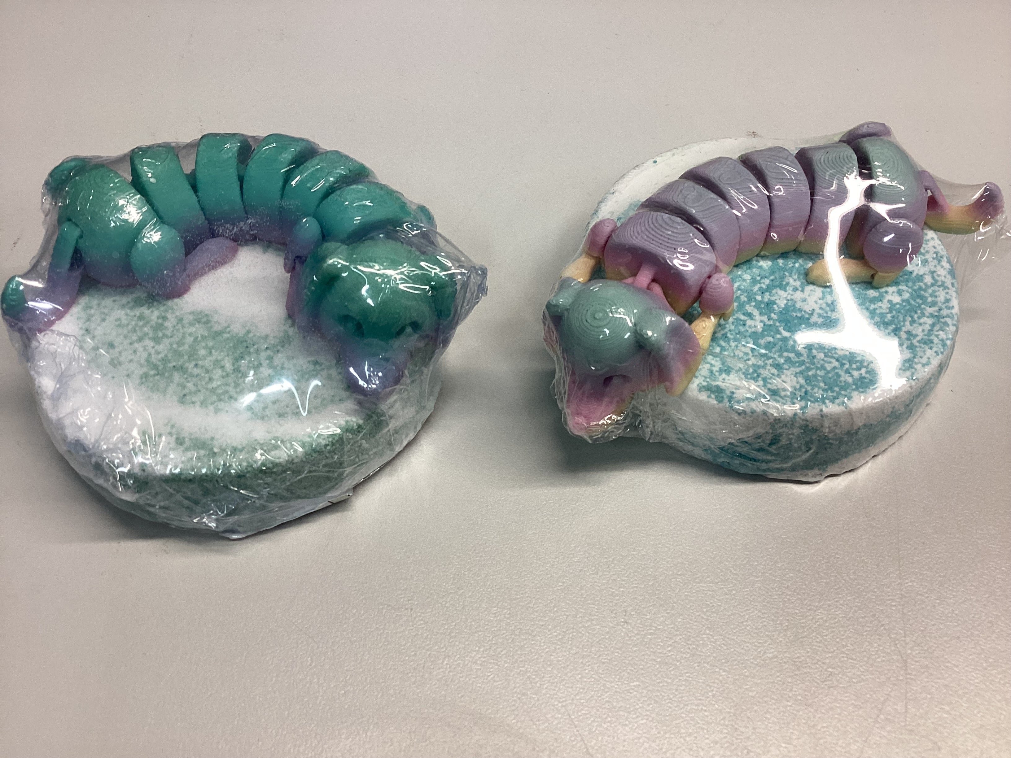 Bombe chien saucisse articulé aléatoire