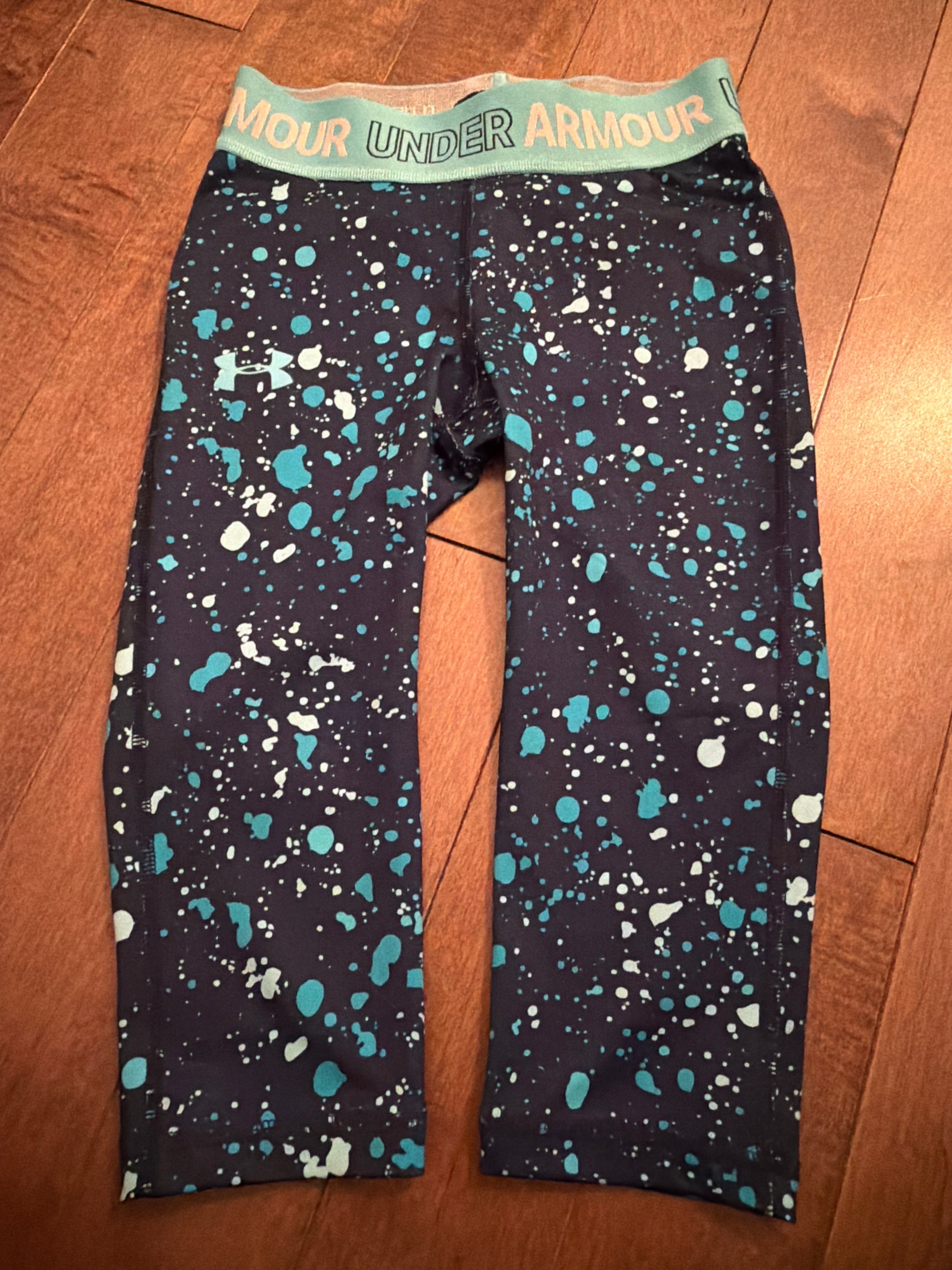 Pantalon 3/4 under armor 6-7 ans