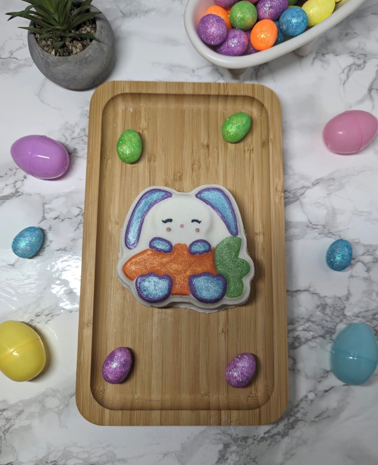 Bombe géante lapin carotte PRÉCOMMANDE