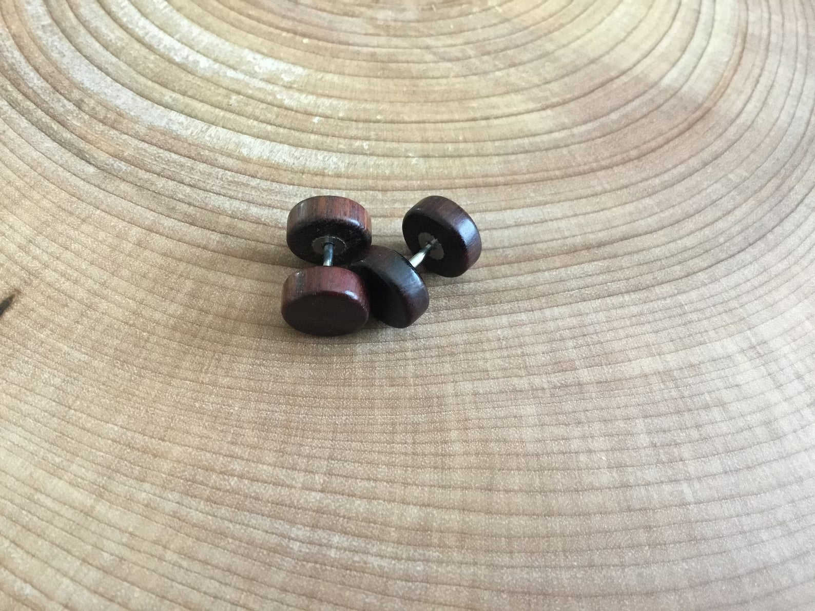 Boucles d’oreilles en acier inoxydable et bois