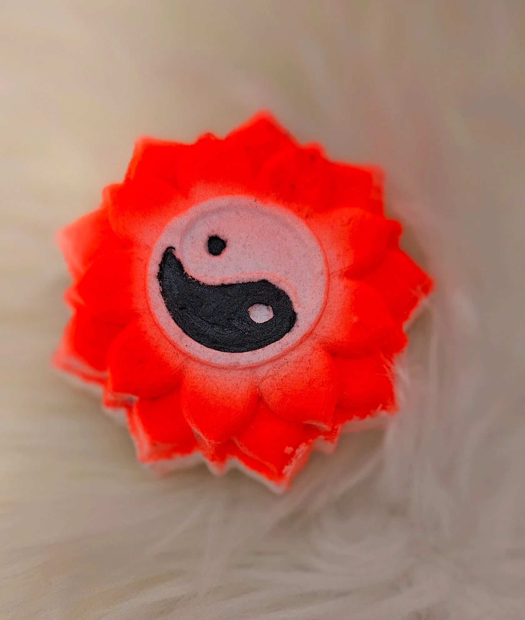 Bombe aux huiles essentielles BIEN-ÊTRE avec insertions de couleur