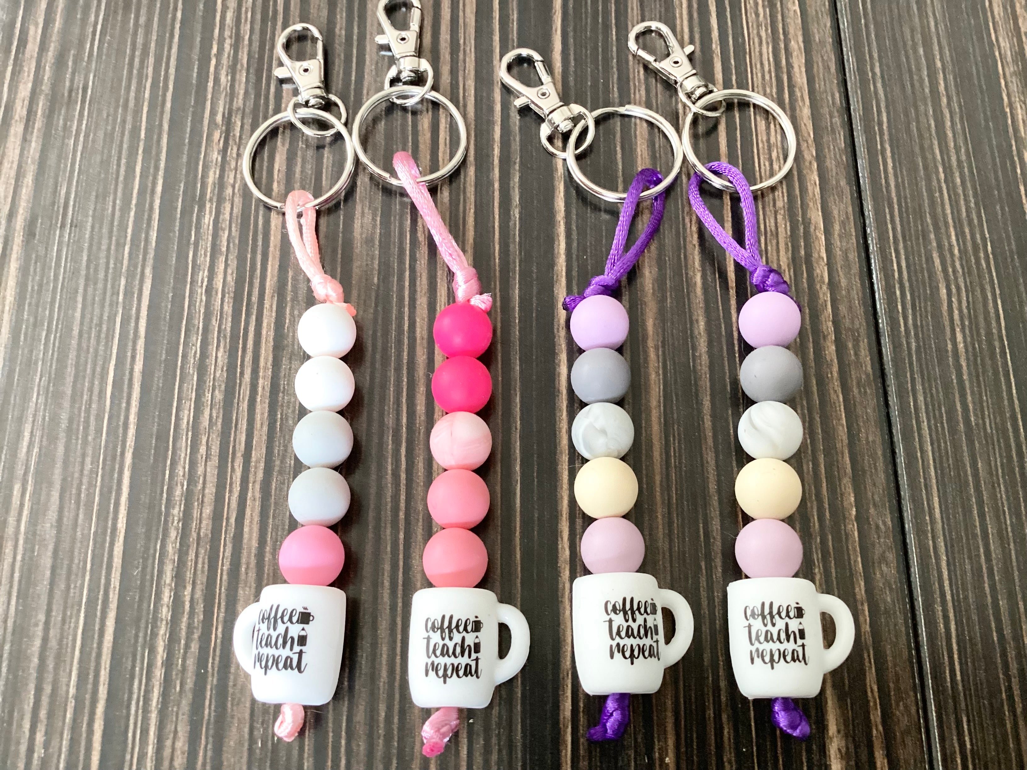 Porte clés coffee teach repeat