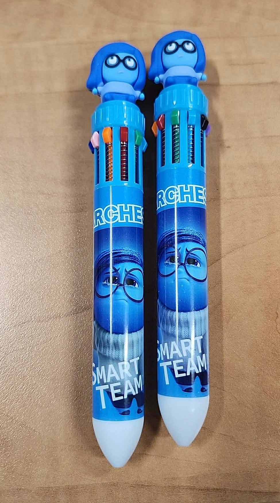 Crayon encre multiple, personnage