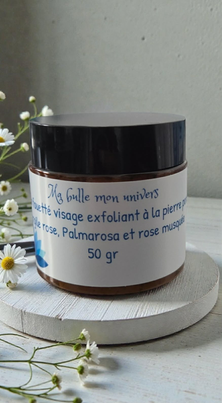 Savon fouetté visage avec exfoliant à la pierre ponce Argile rose palmarosa rose musquée PRÉCOMMANDE
