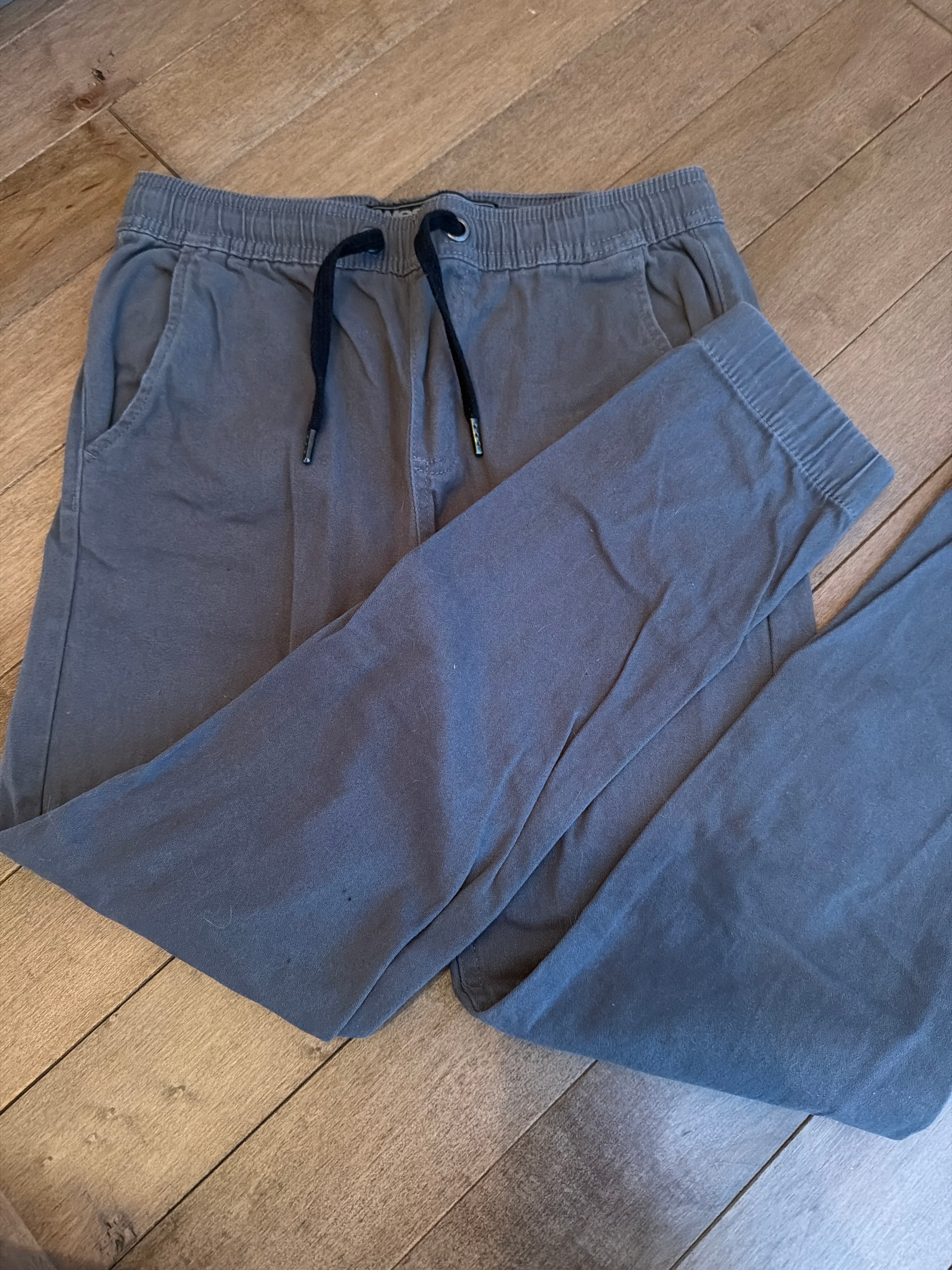 Pantalon 11-12 ans