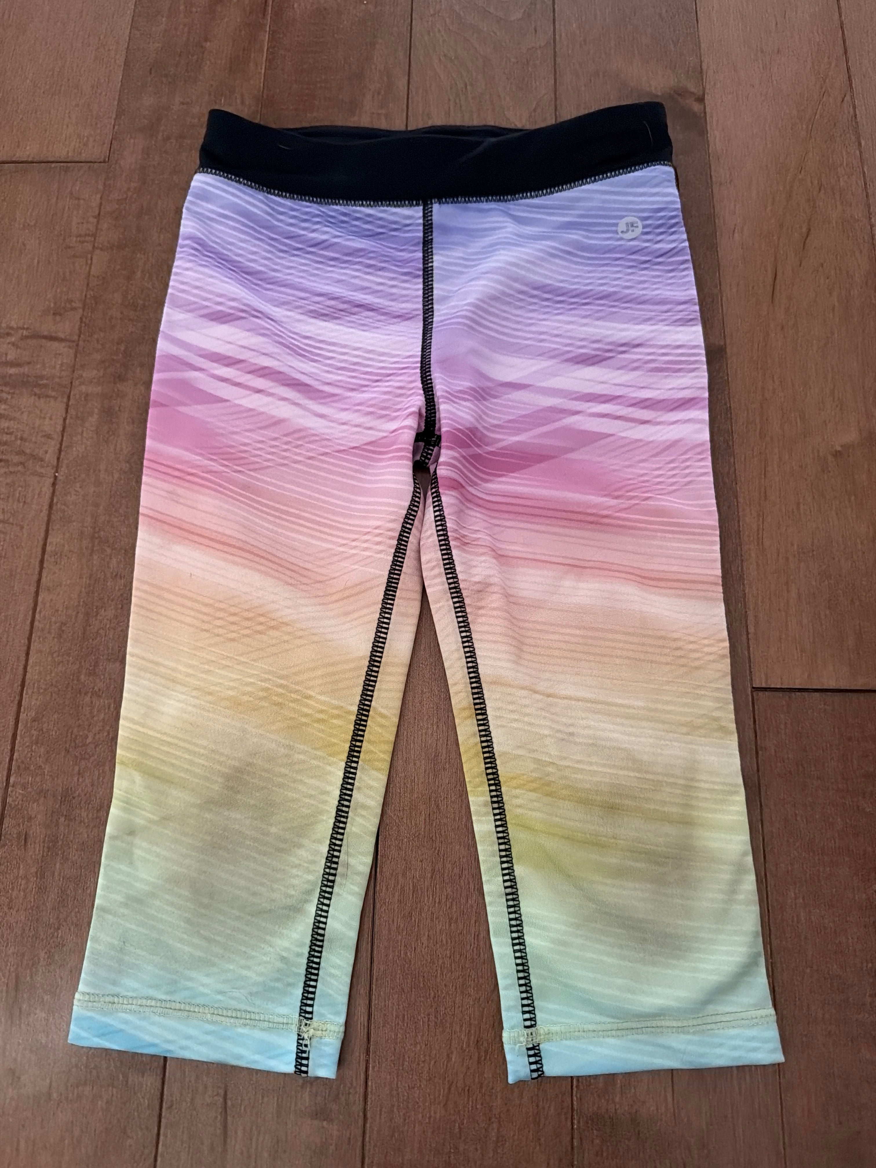 Pantalon 3/4 5 ans genoux tâchés
