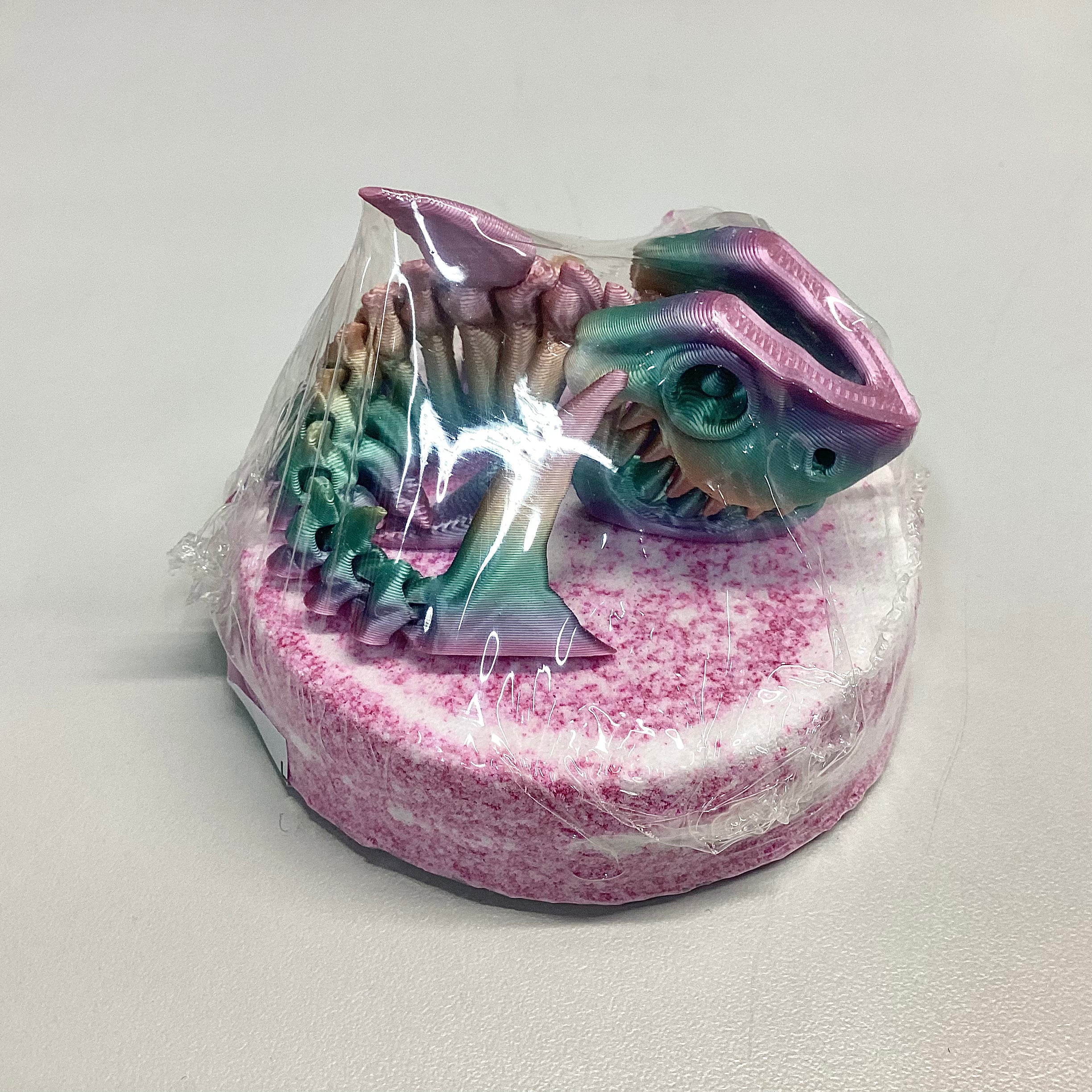 Bombe de bain avec jouet requin articulé