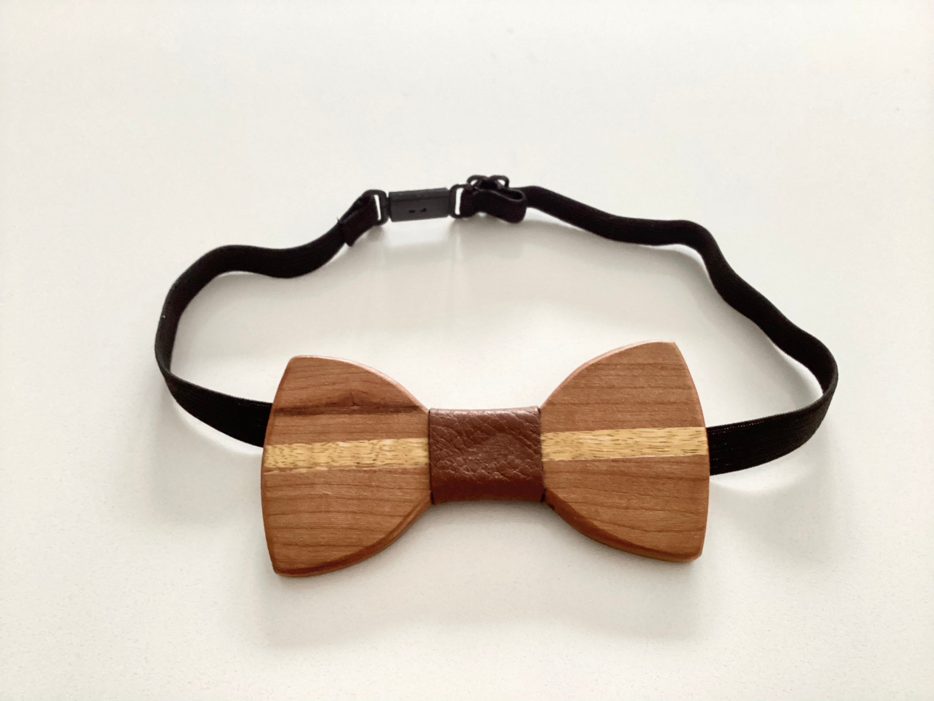 Noeud papillon en bois