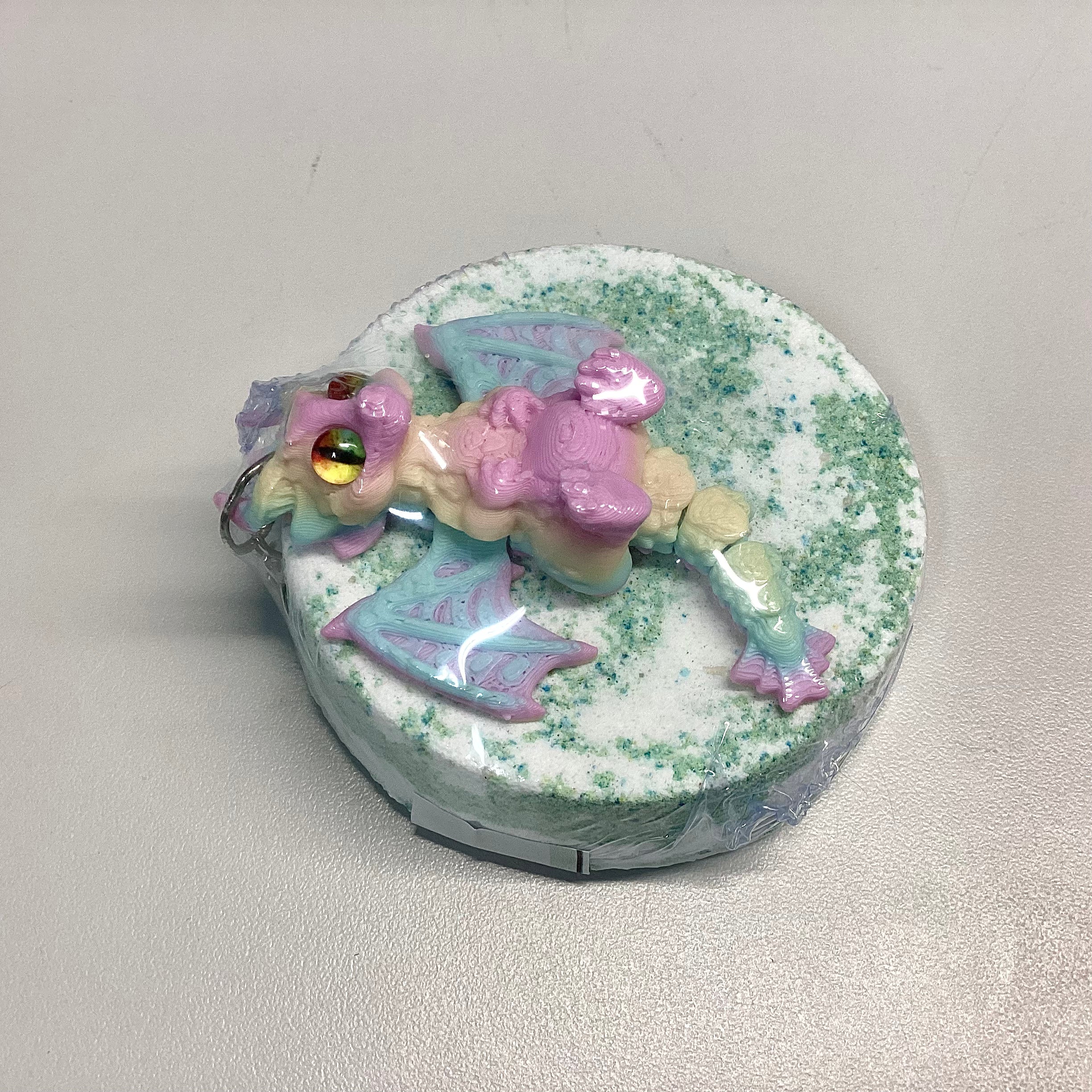 Bombe de bain avec jouet dragon