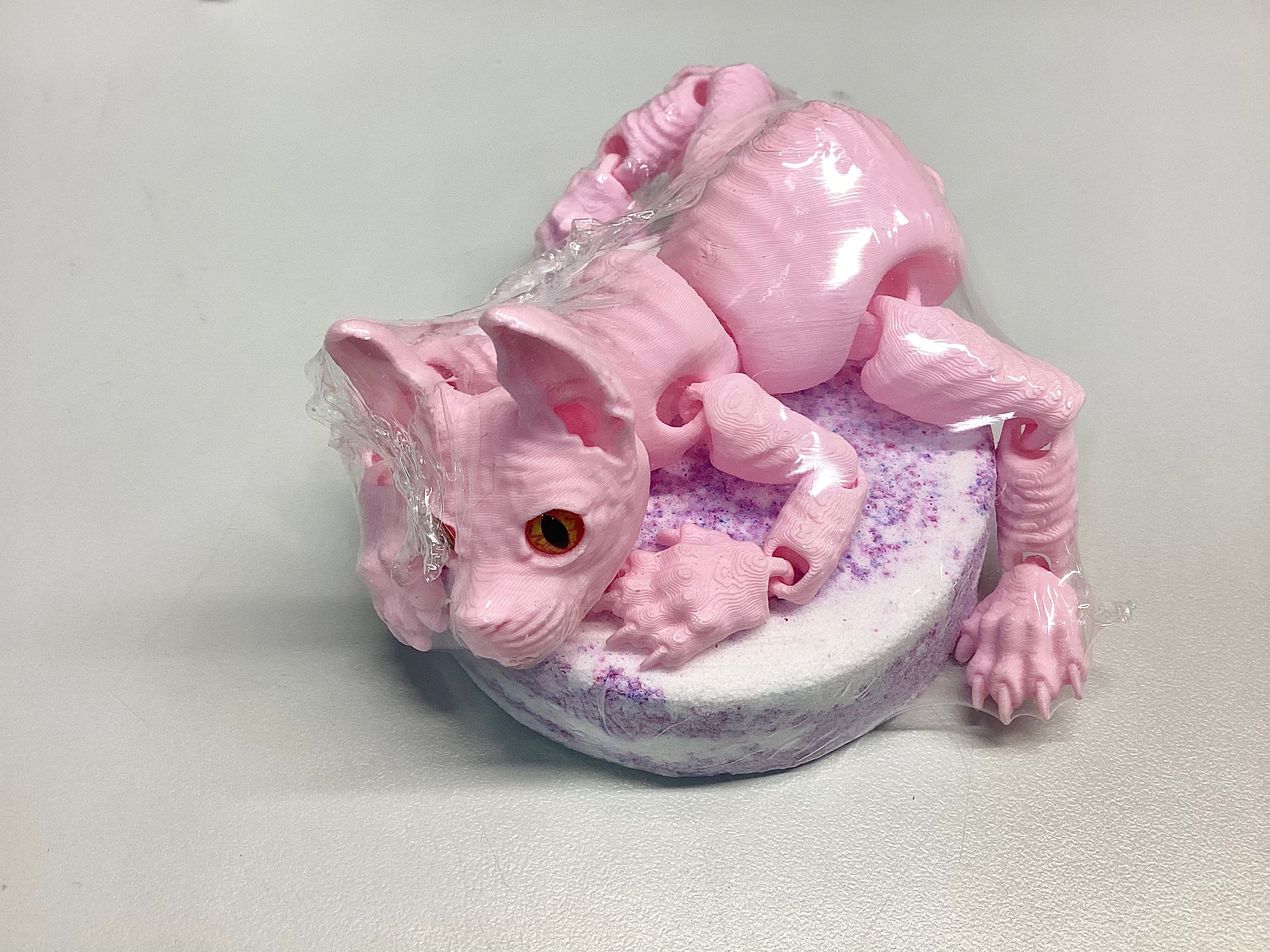 Bombe de bain avec jouet articulé gros chat