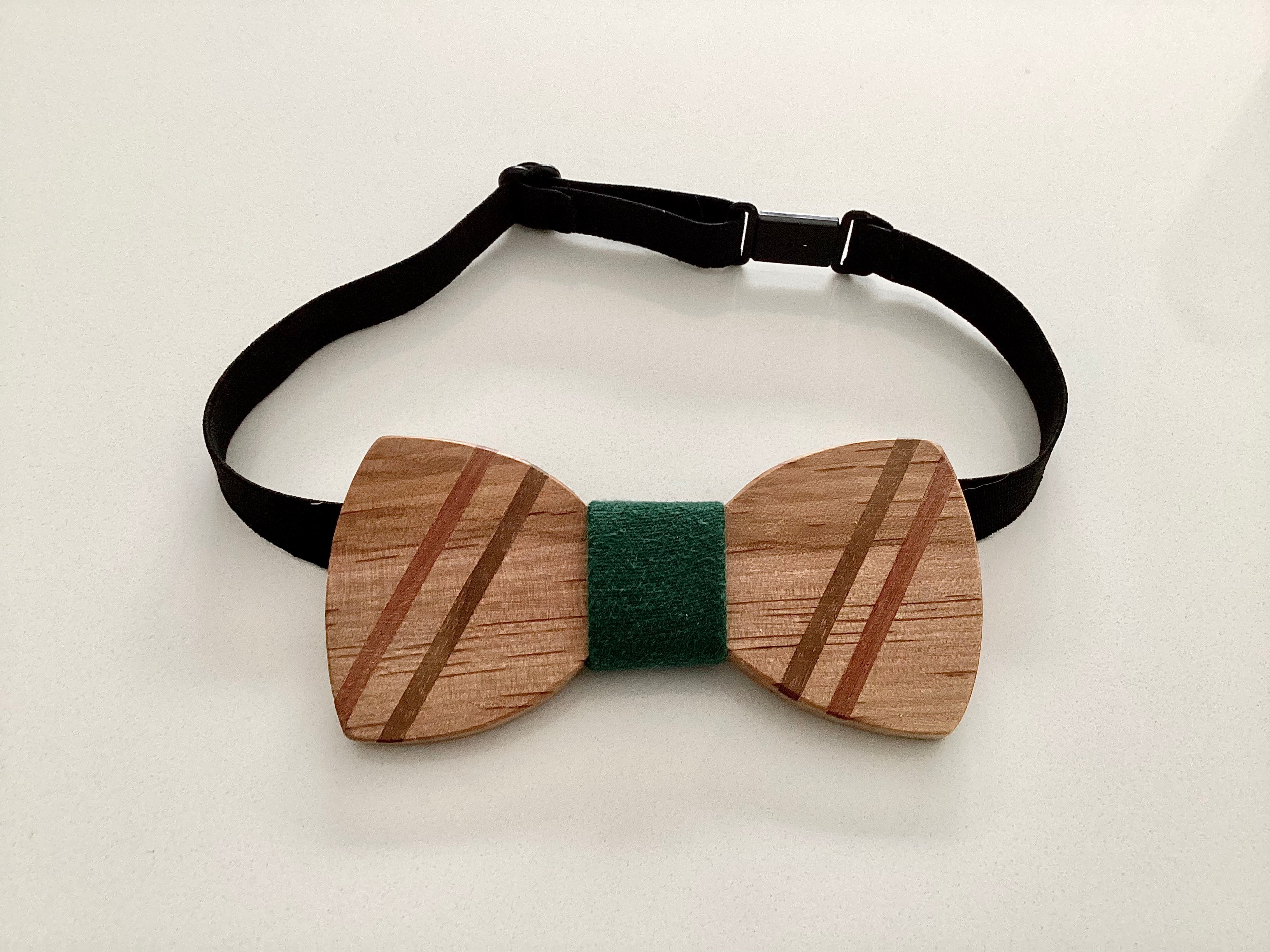 Noeud papillon en bois