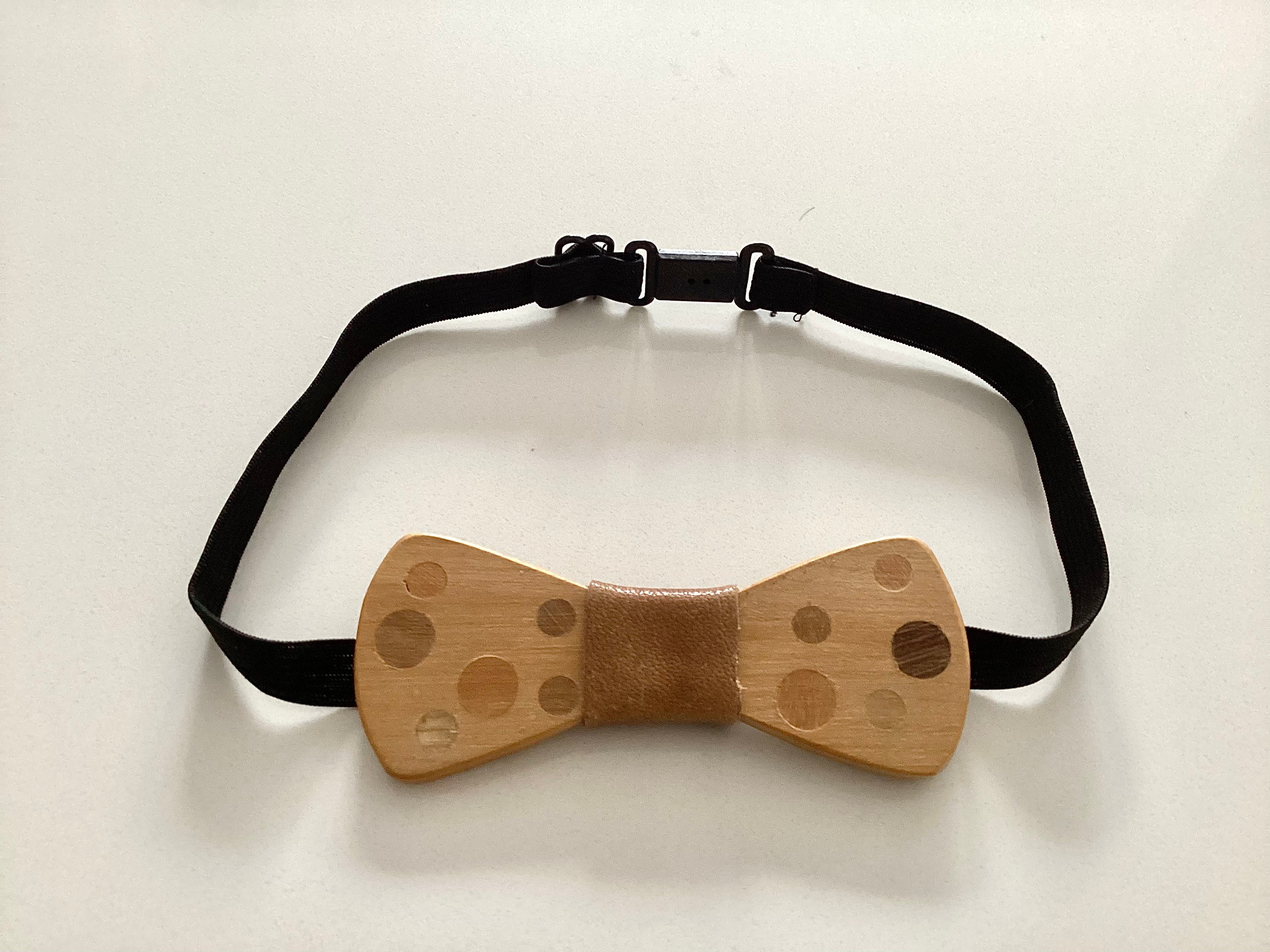 Noeud papillon en bois