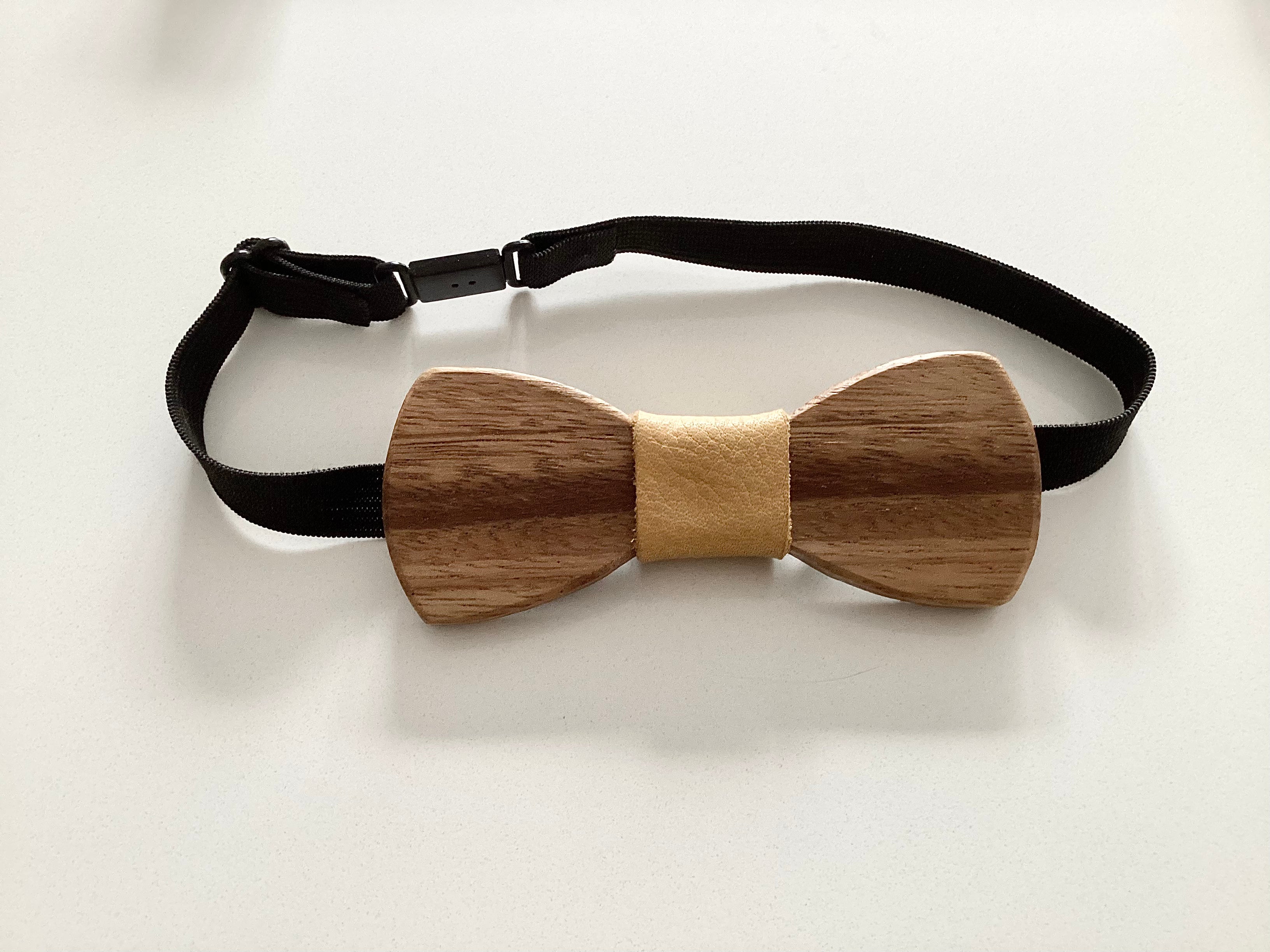 Noeud papillon en bois