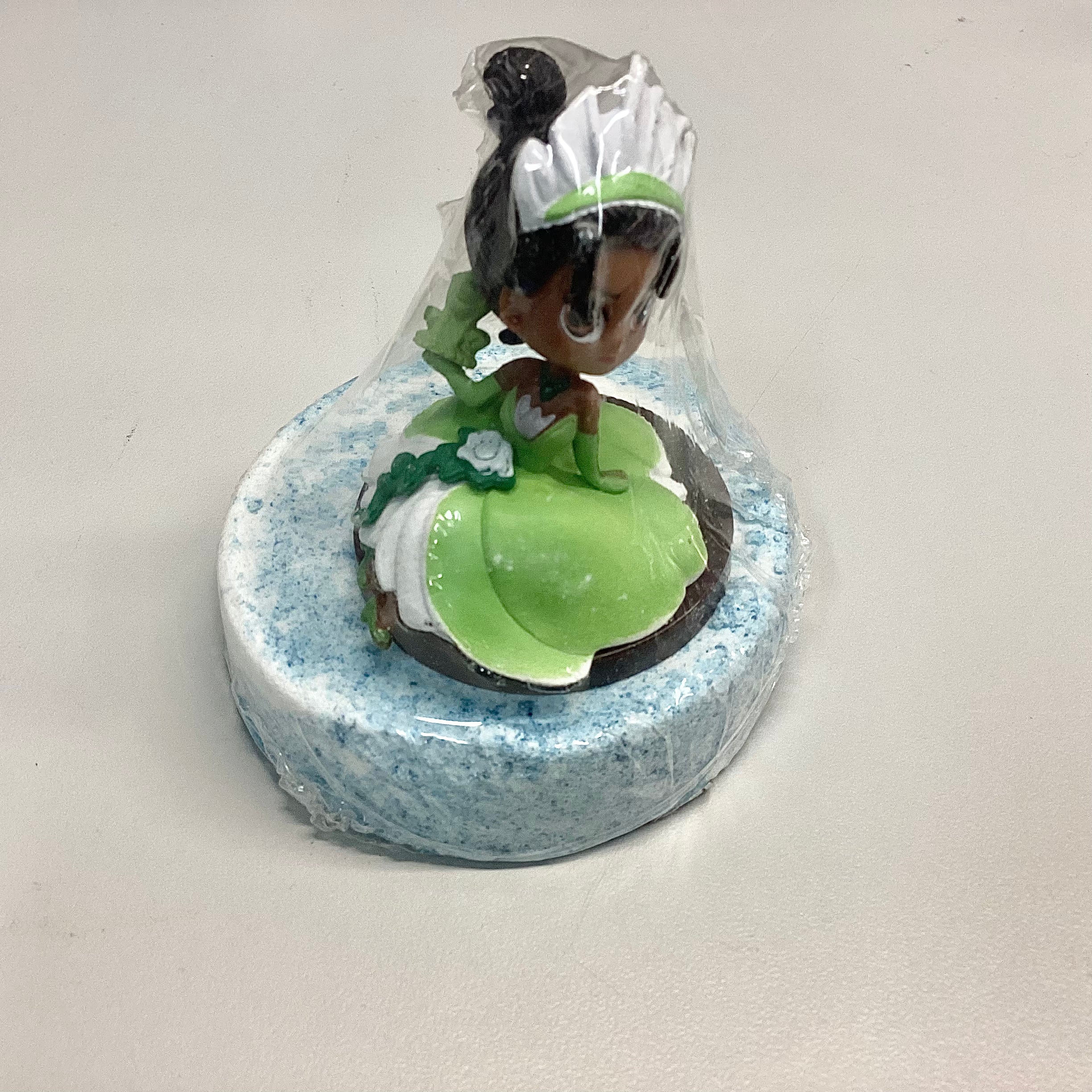 Bombe de bain avec personnage princesse (surprise aléatoire)