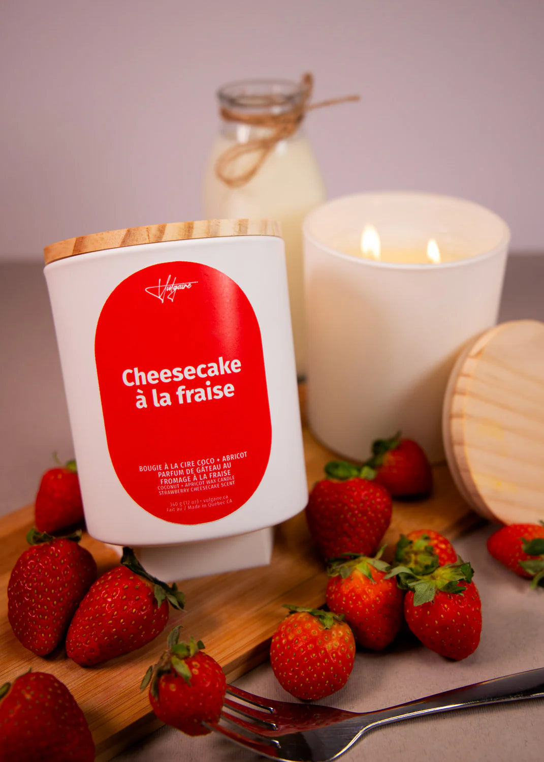Bougie Cheesecake à la fraise 5.5 OZ